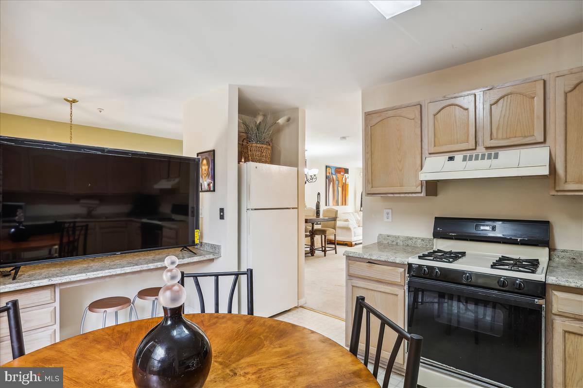 KINGS POINT - Residential