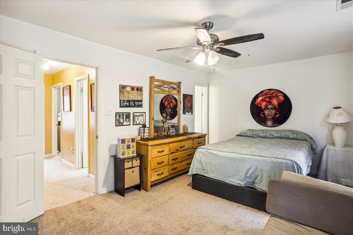 KINGS POINT - Residential