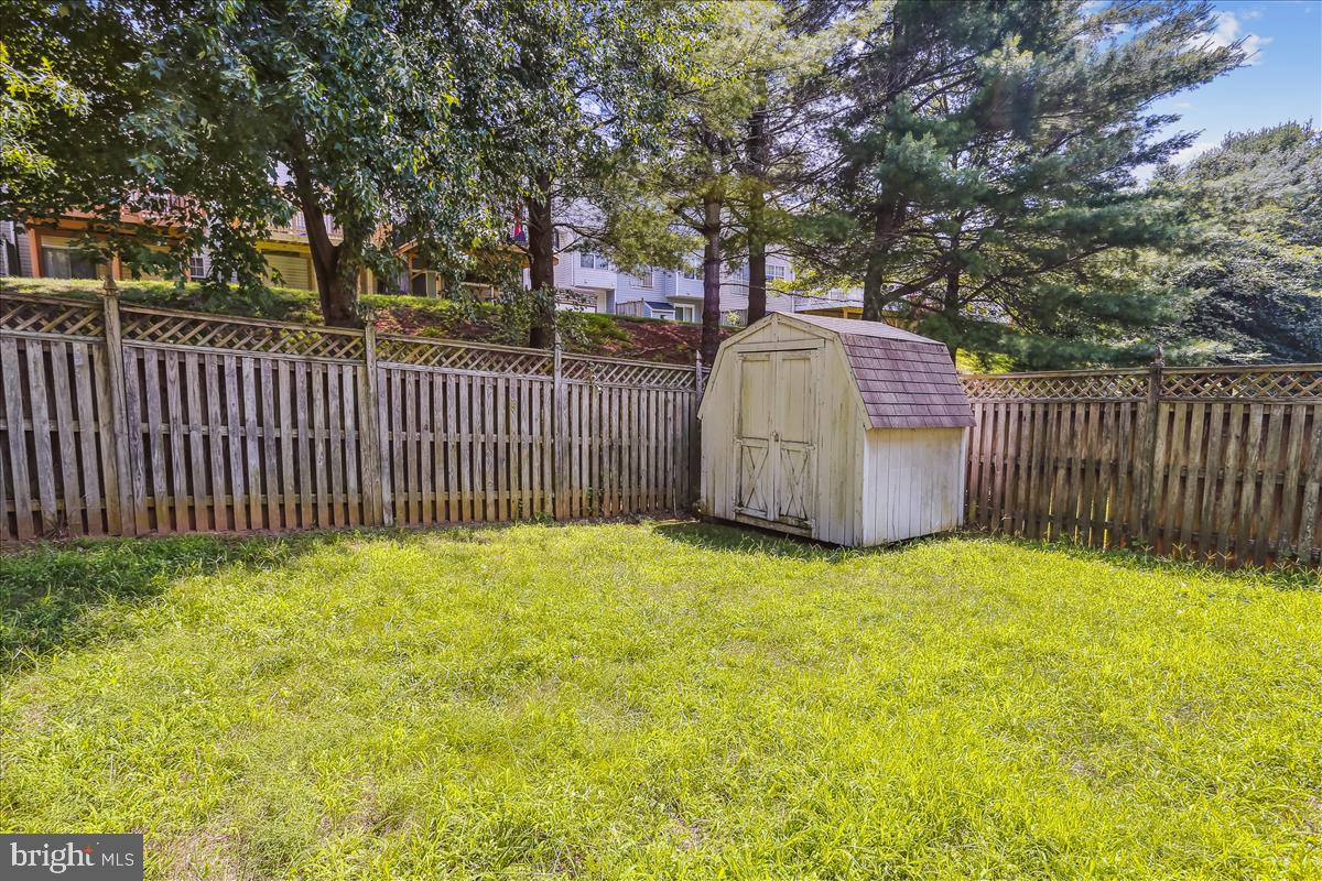 KINGS POINT - Residential