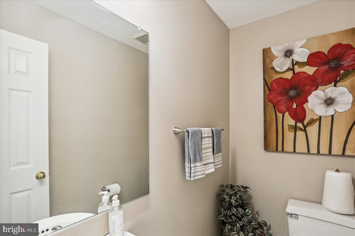 KINGS POINT - Residential