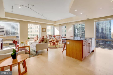 Condo For Sale - 1111 19th Street #2007<br/> ARLINGTON, VA 22209