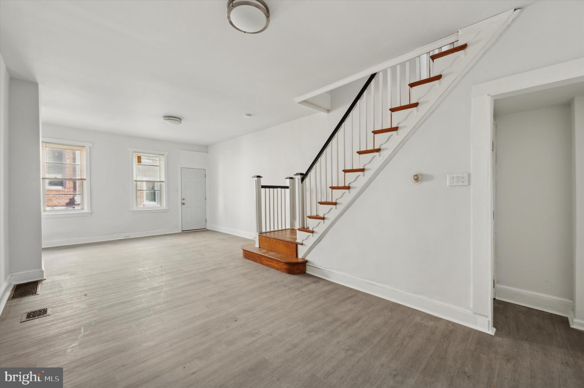 POINT BREEZE - Residential Lease