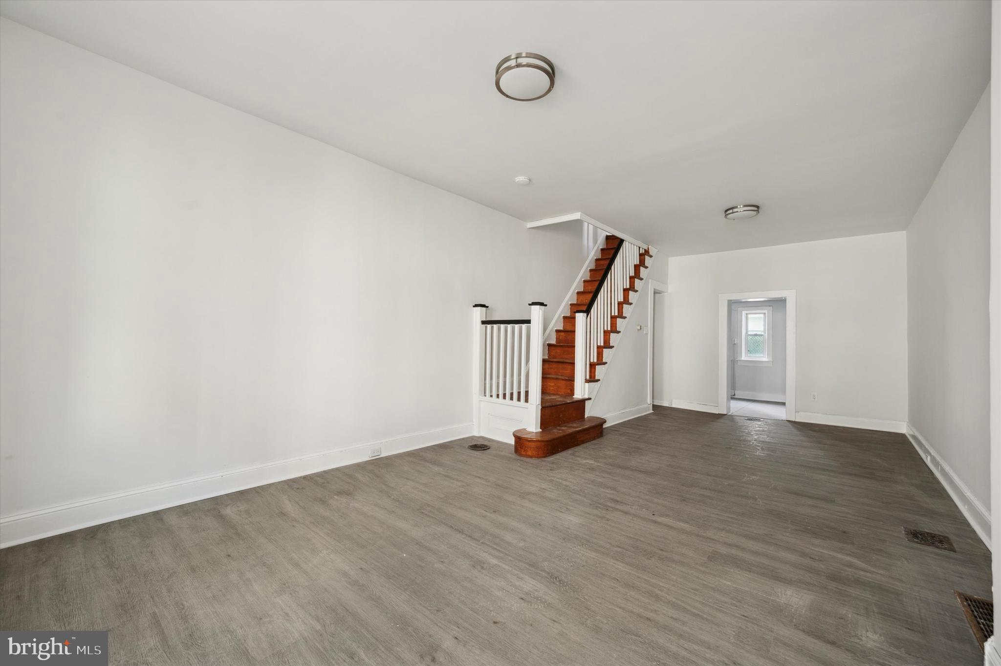 POINT BREEZE - Residential Lease