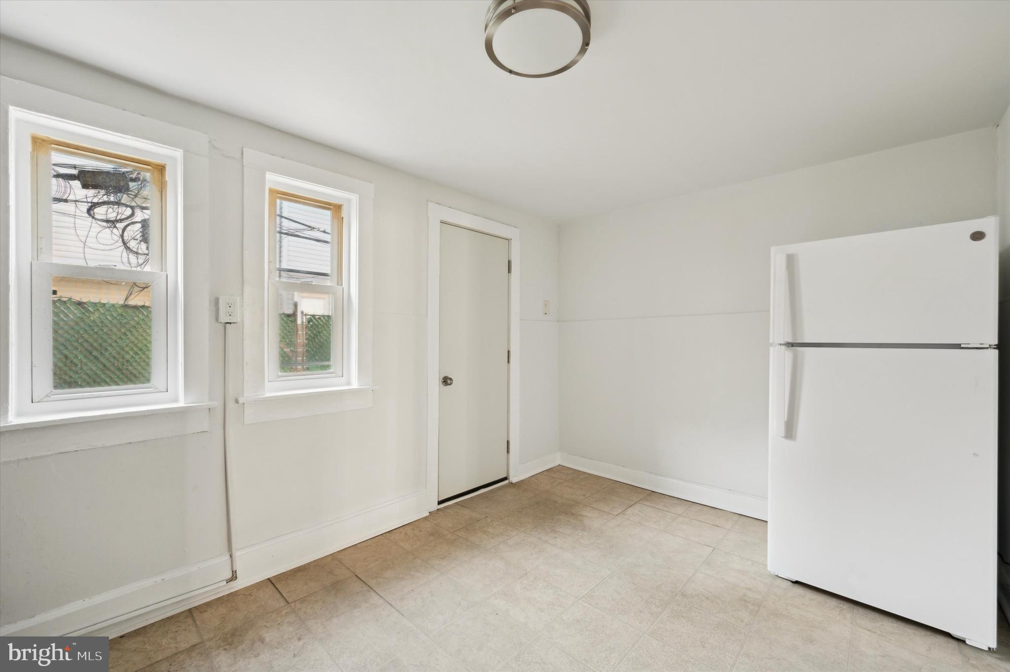 POINT BREEZE - Residential Lease