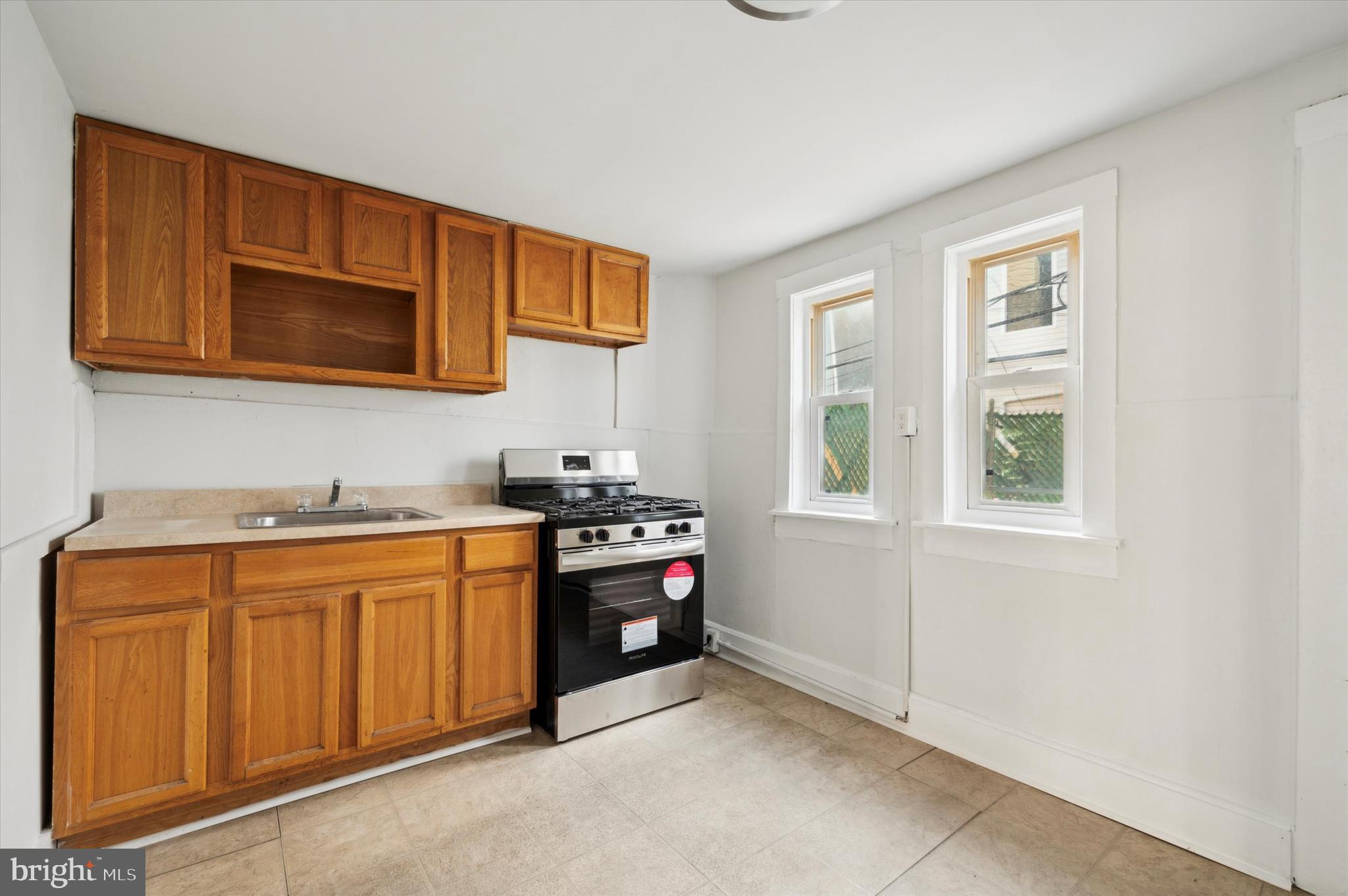 POINT BREEZE - Residential Lease