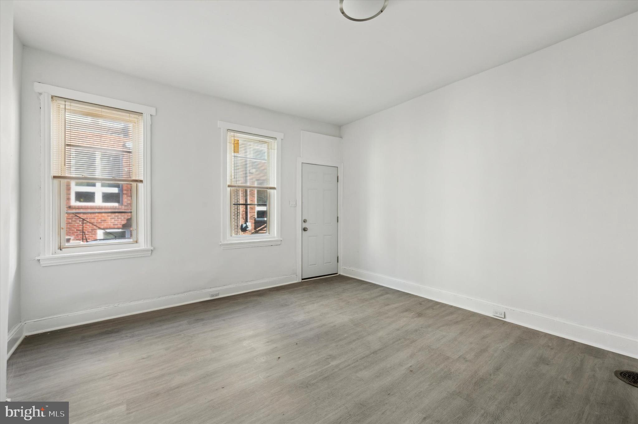 POINT BREEZE - Residential Lease