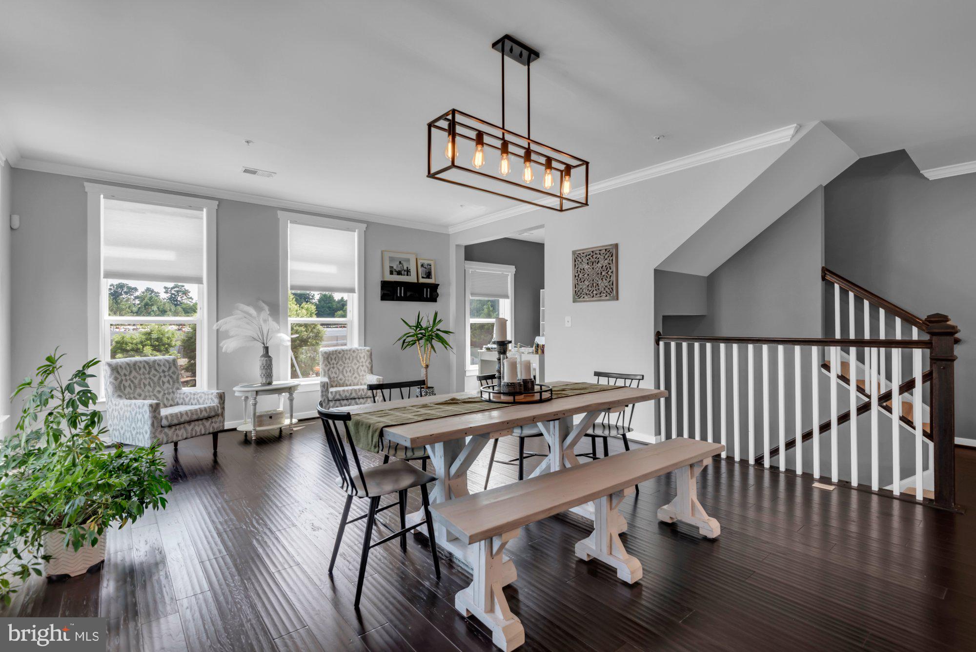 ADMIRALS SQUARE - Residential