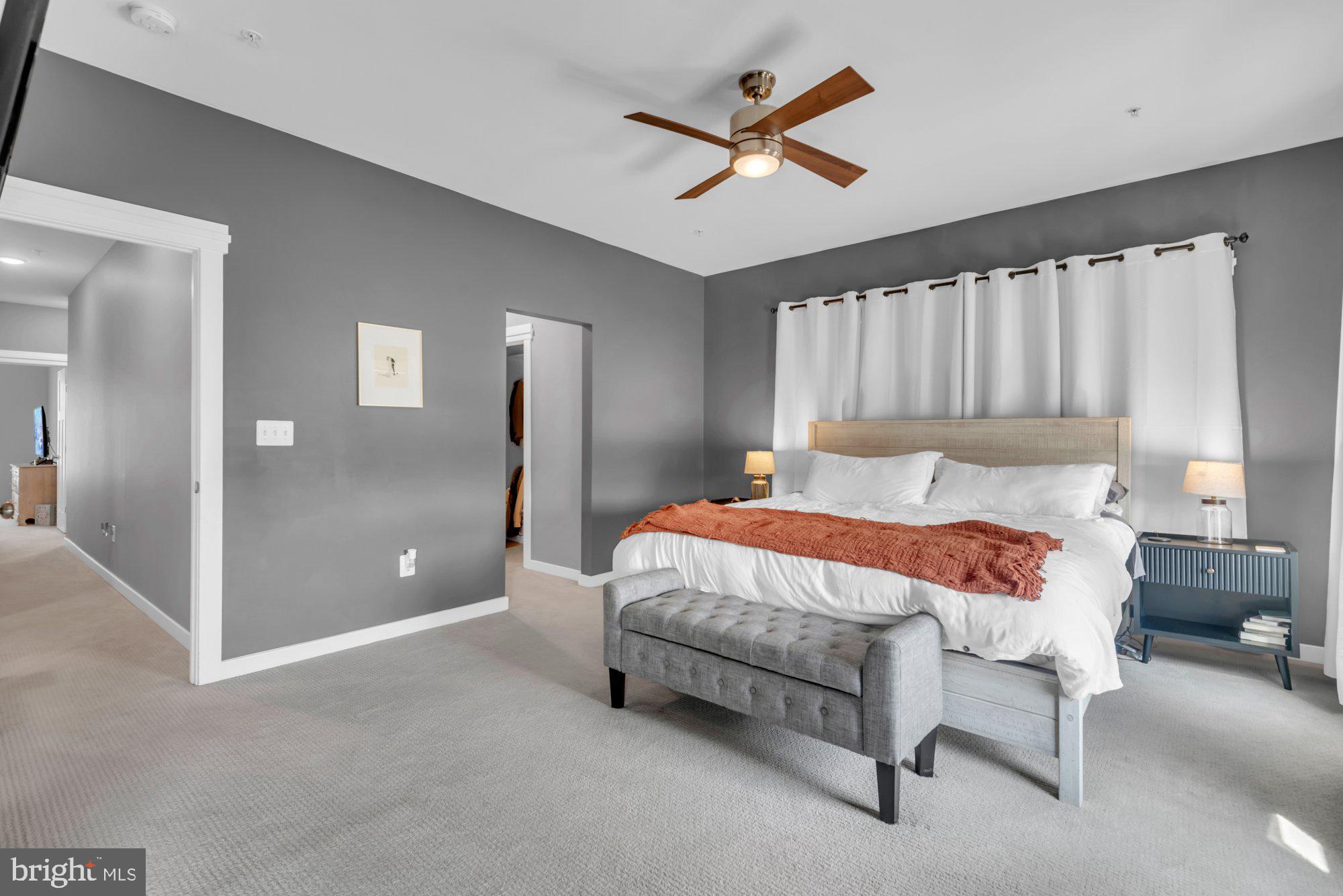 ADMIRALS SQUARE - Residential