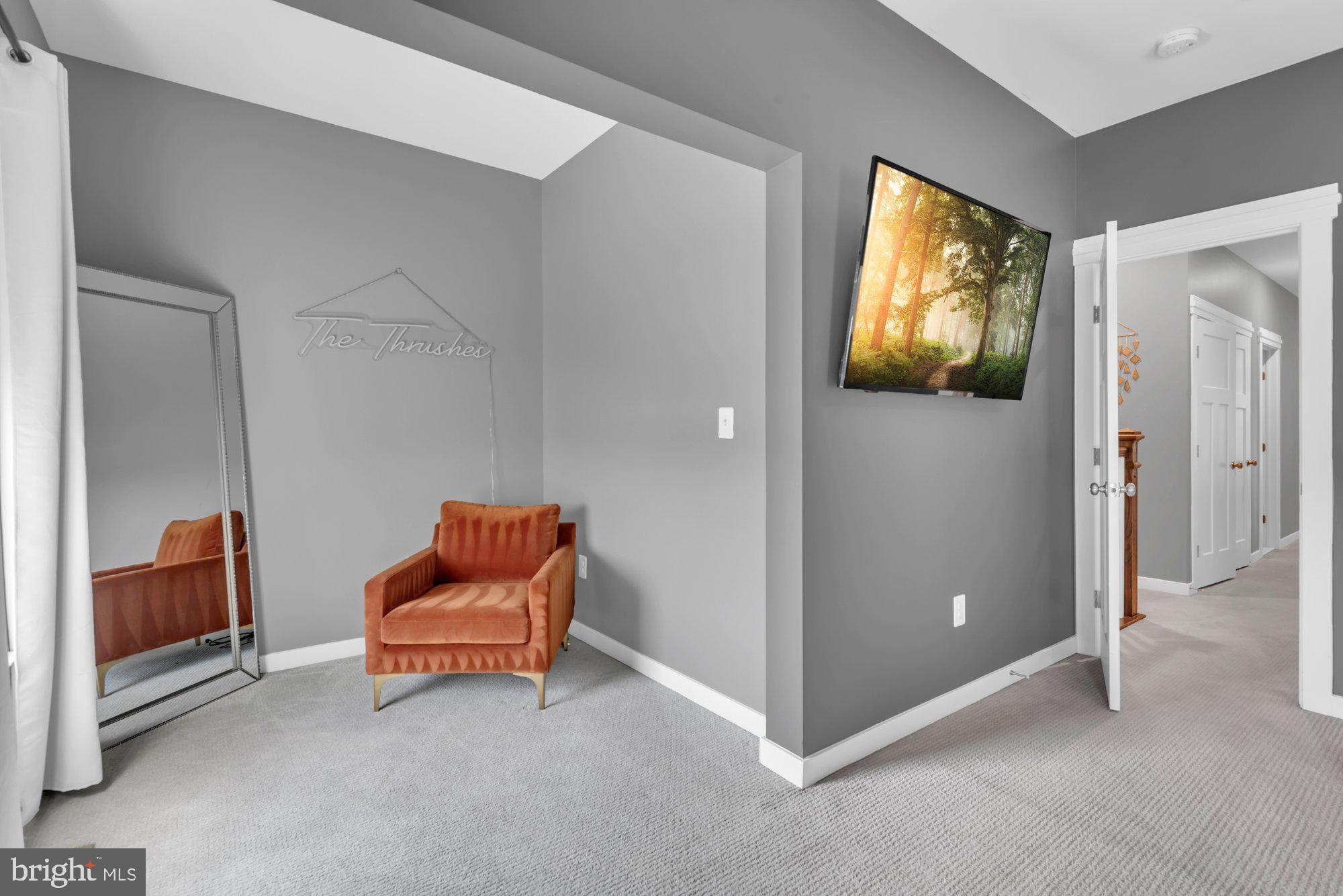 ADMIRALS SQUARE - Residential