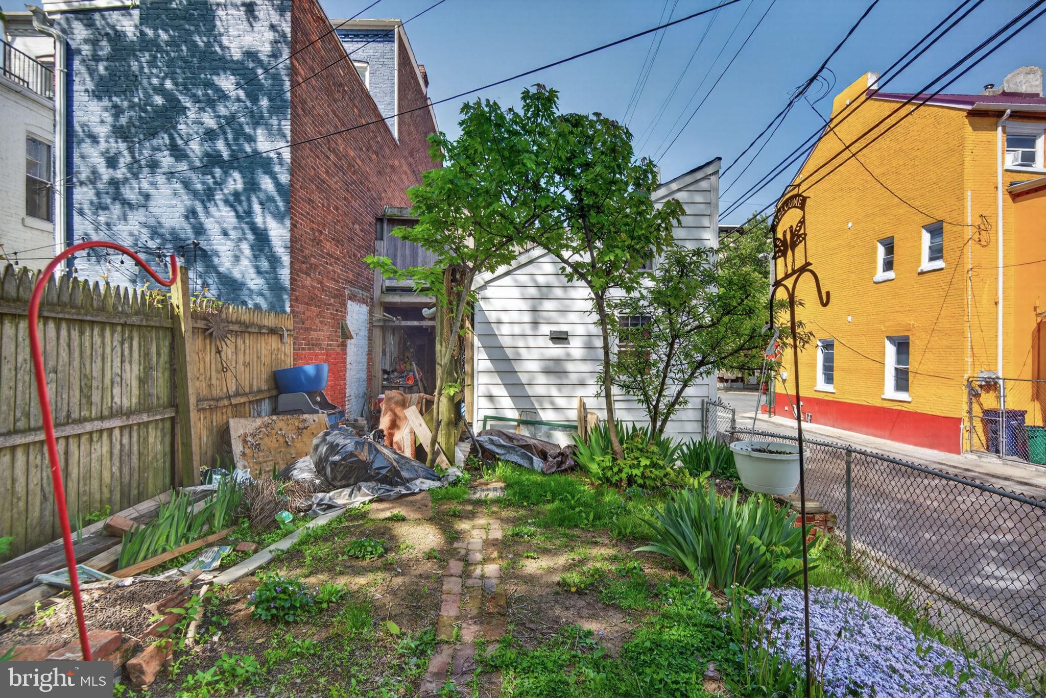 CABBAGE HILL - Residential