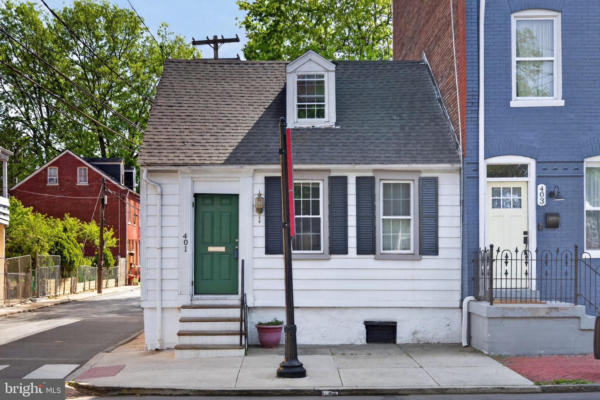 CABBAGE HILL - Residential