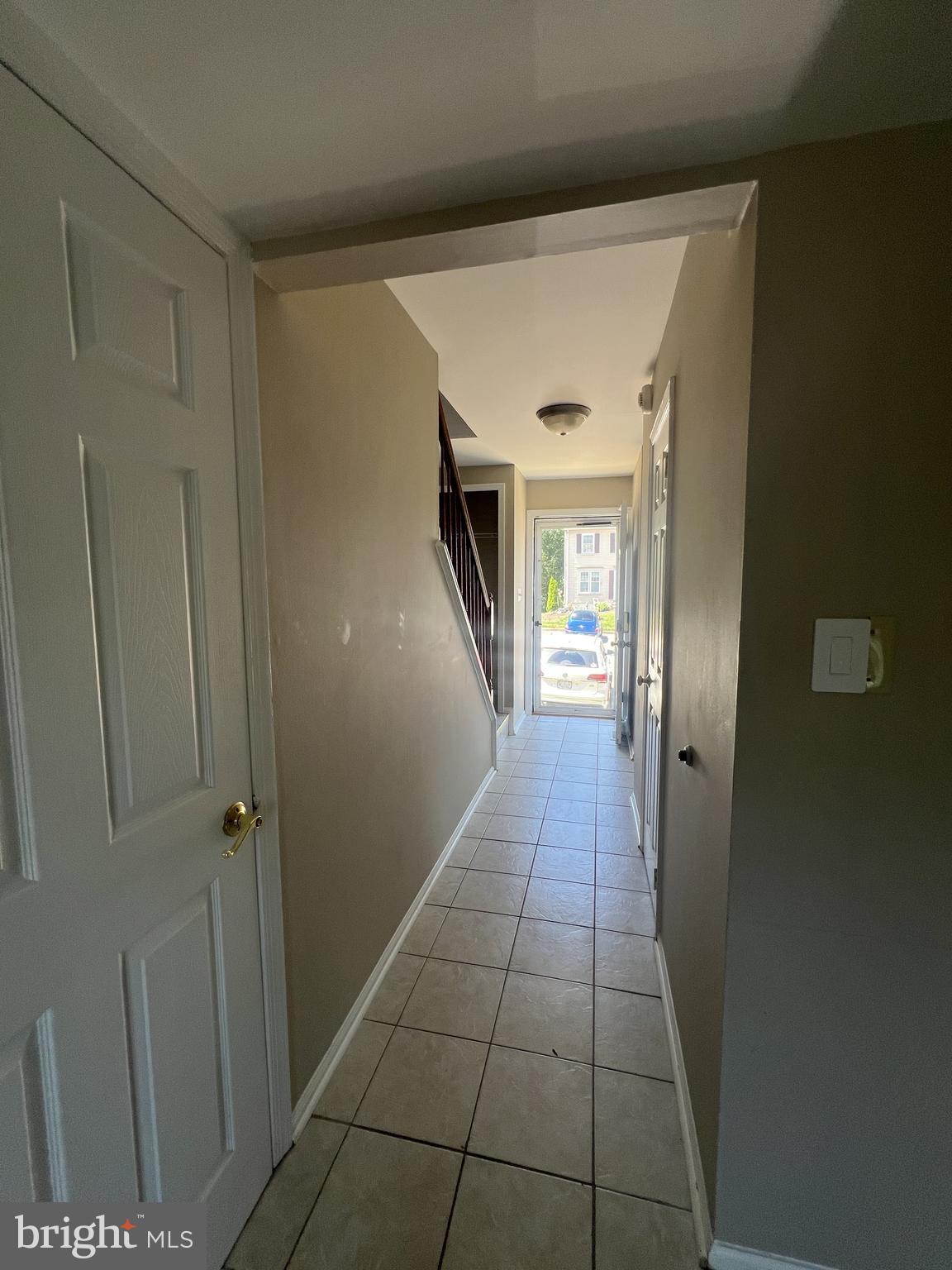 1005 MARSDEN COURT