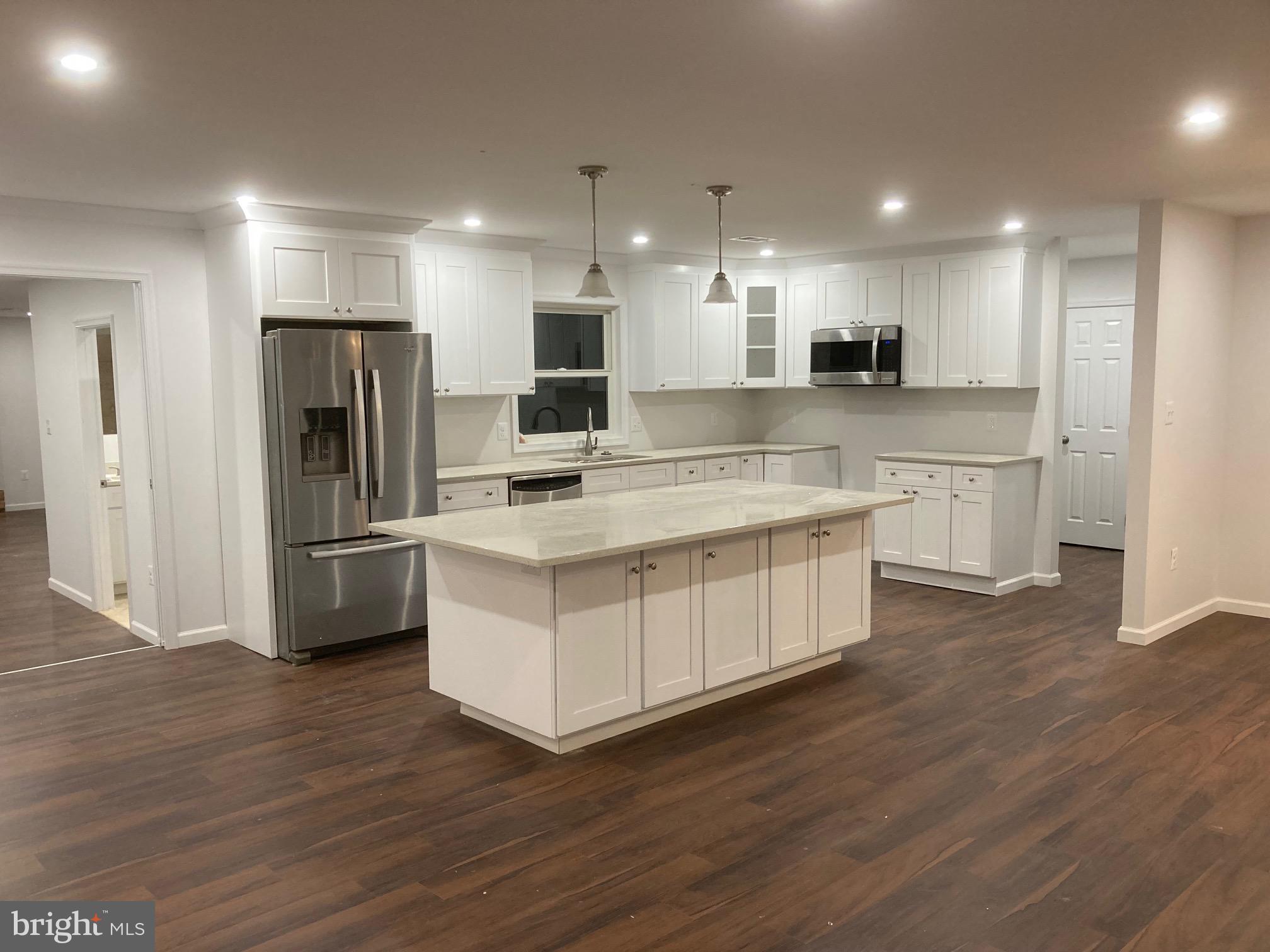 DARVILLE - Residential Lease