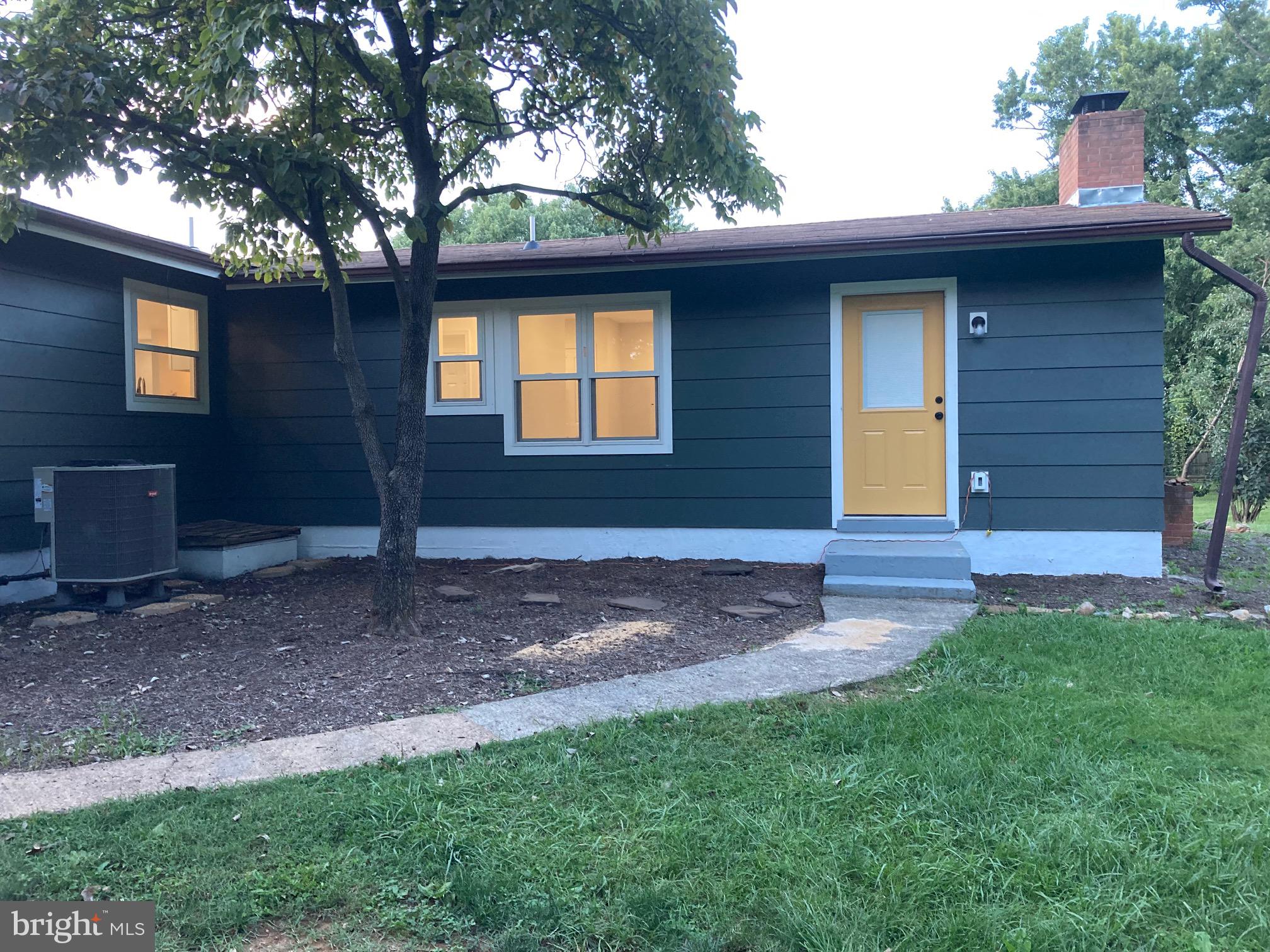 DARVILLE - Residential Lease