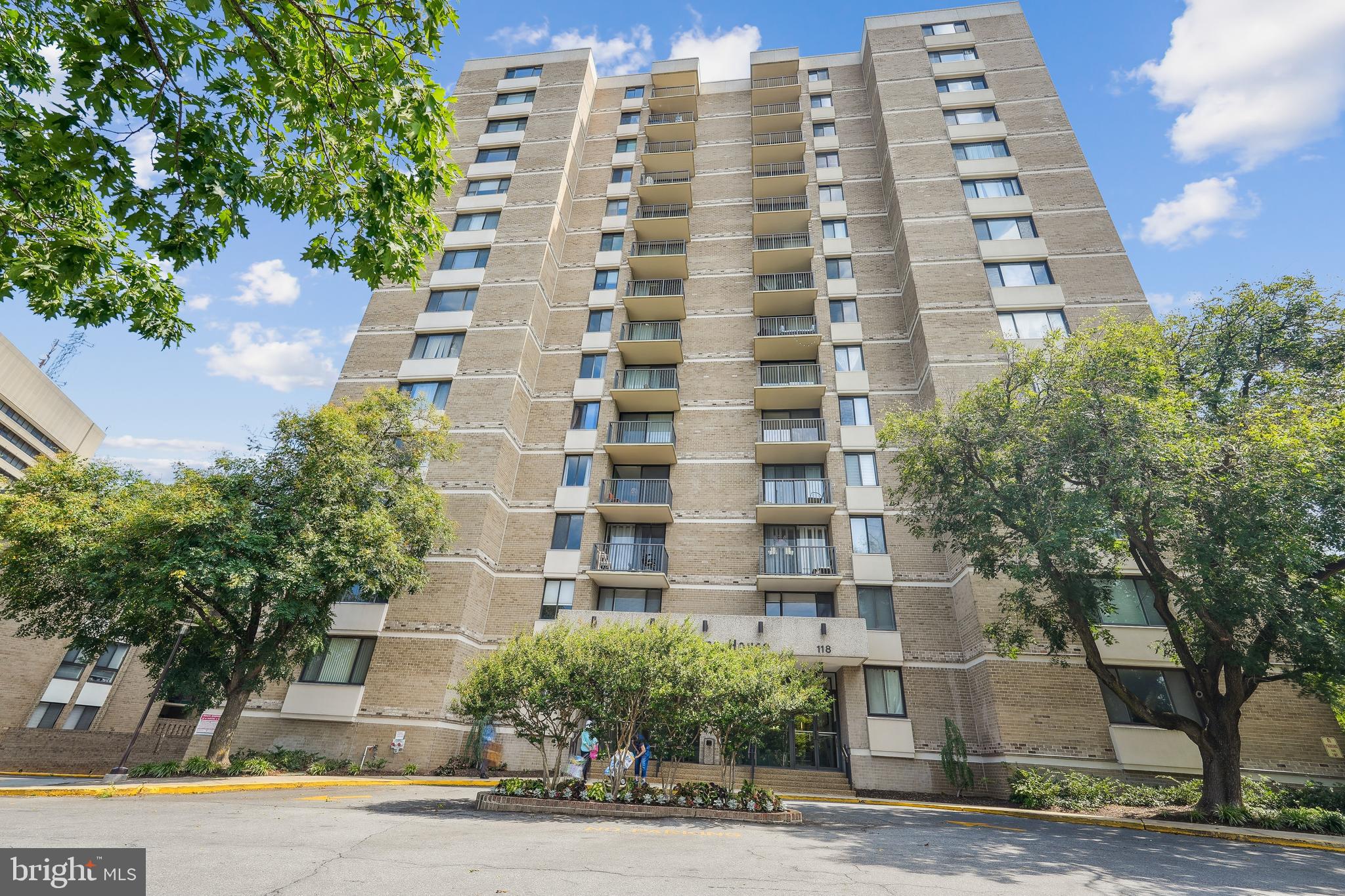 CHARMING STUDIO CONDO IN DOWNTOWN ROCKVILLE! This 476 s/f unit is move-in ready and features a recently update kitchen with granite counters, custom tile backsplash and gas cooking. The full bath includes a tub shower and sleek vanity. The large picture window brightens the living area, which boasts parquet flooring and area for dining. This unit is also a great investment opportunity as a rental given the favorable and secure location. A conveniently located and dedicated parking spot (#471) conveys with the unit. The new owners will enjoy the convenient lifestyle that comes with living at The Americana Centre. Located just steps from the Rockville Metro and MARC station, this vibrant community adjoins the Rockville Town Center with new anchor store TRADER JOE’S along with numerous restaurants, shops and entertainment. . Enjoy resort-style amenities as part of your daily life including: outdoor pool, fitness center, saunas and BBQ areas, community party room, bike storage & storage units, professionally landscaped courtyards, 24 hour concierge and package service and easy park access. CONDO FEE COVERS ALL UTILITIES—electric, gas, water, heating, cooling, and building maintenance—for stress-free ownership!