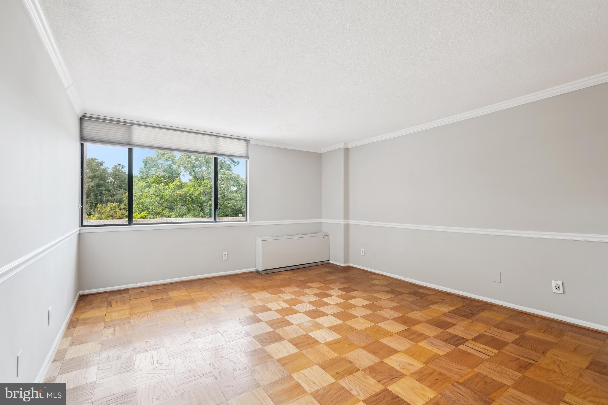 118 MONROE STREET 211
