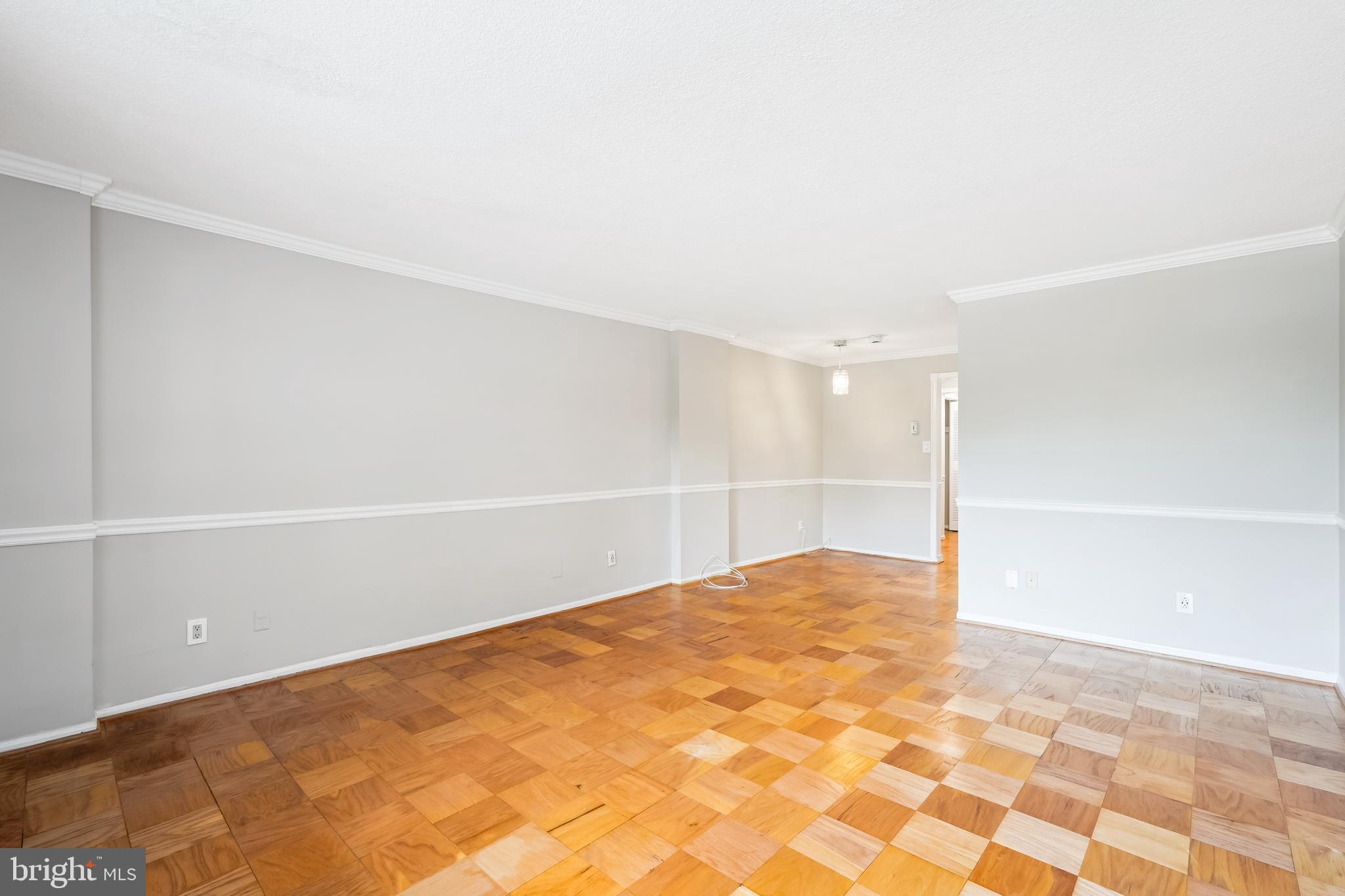118 MONROE STREET 211