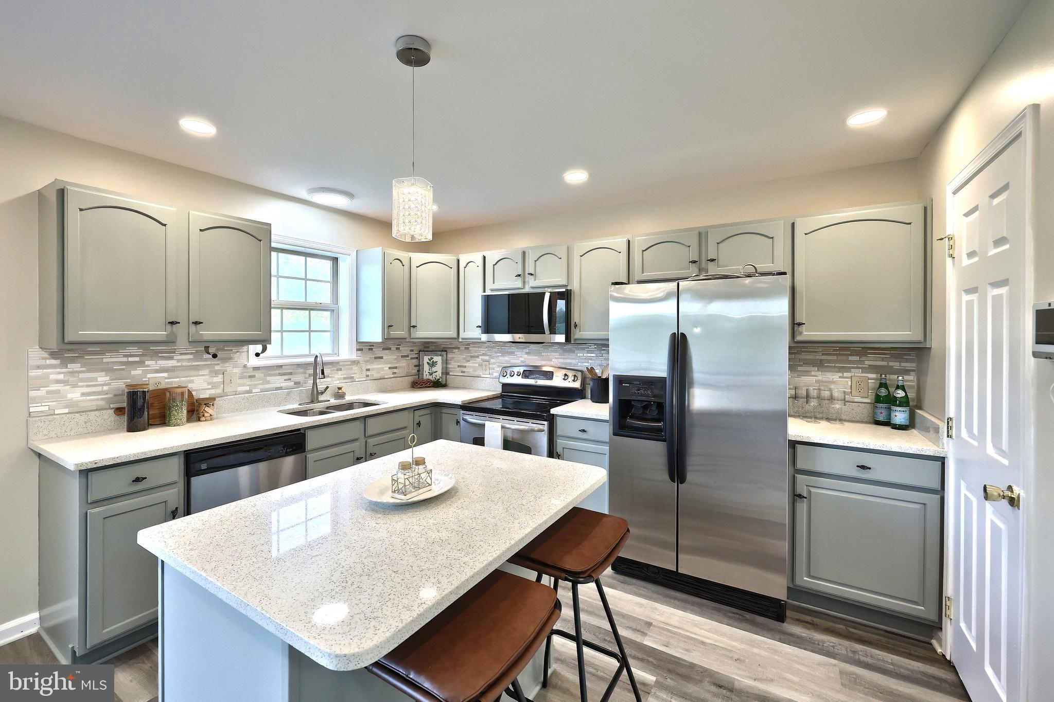 CHATHAM CREEK - Residential