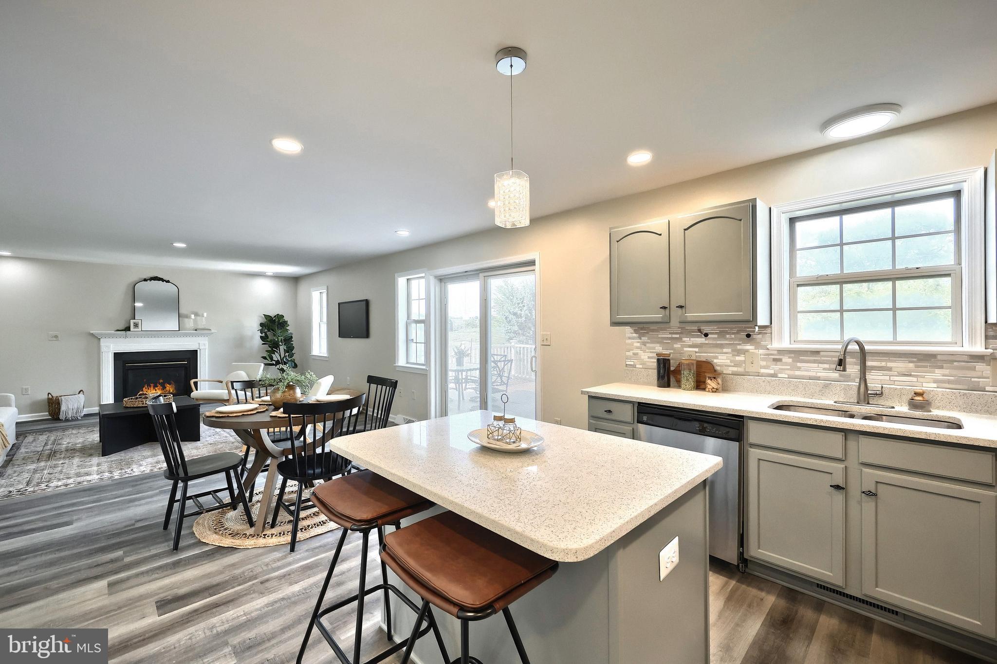 CHATHAM CREEK - Residential