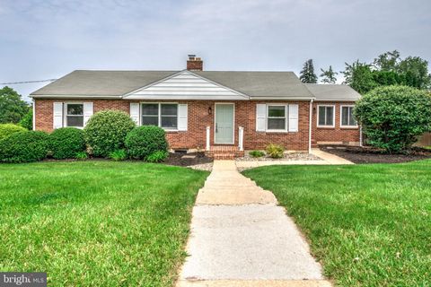 1185 IRVING AVENUE YORK PA 17403
