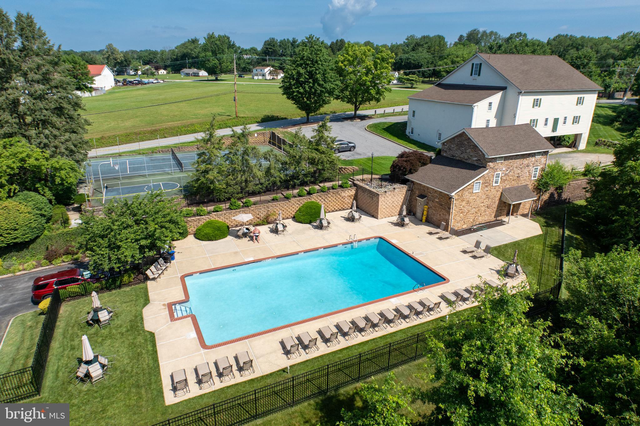 WESTRIDGE ESTATES - Residential