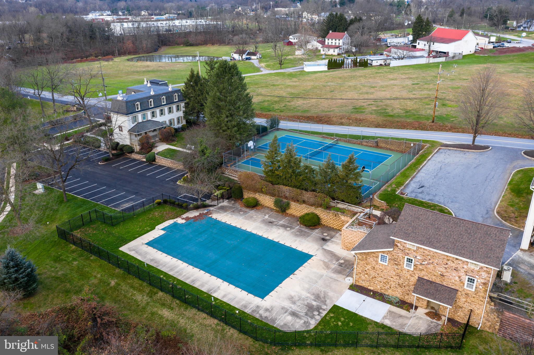 WESTRIDGE ESTATES - Residential