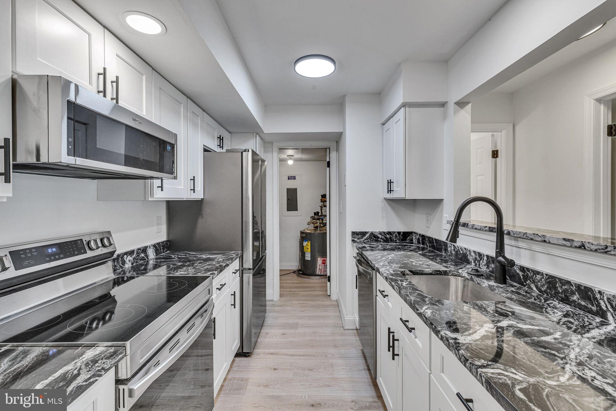 WATERS HOUSE - Residential