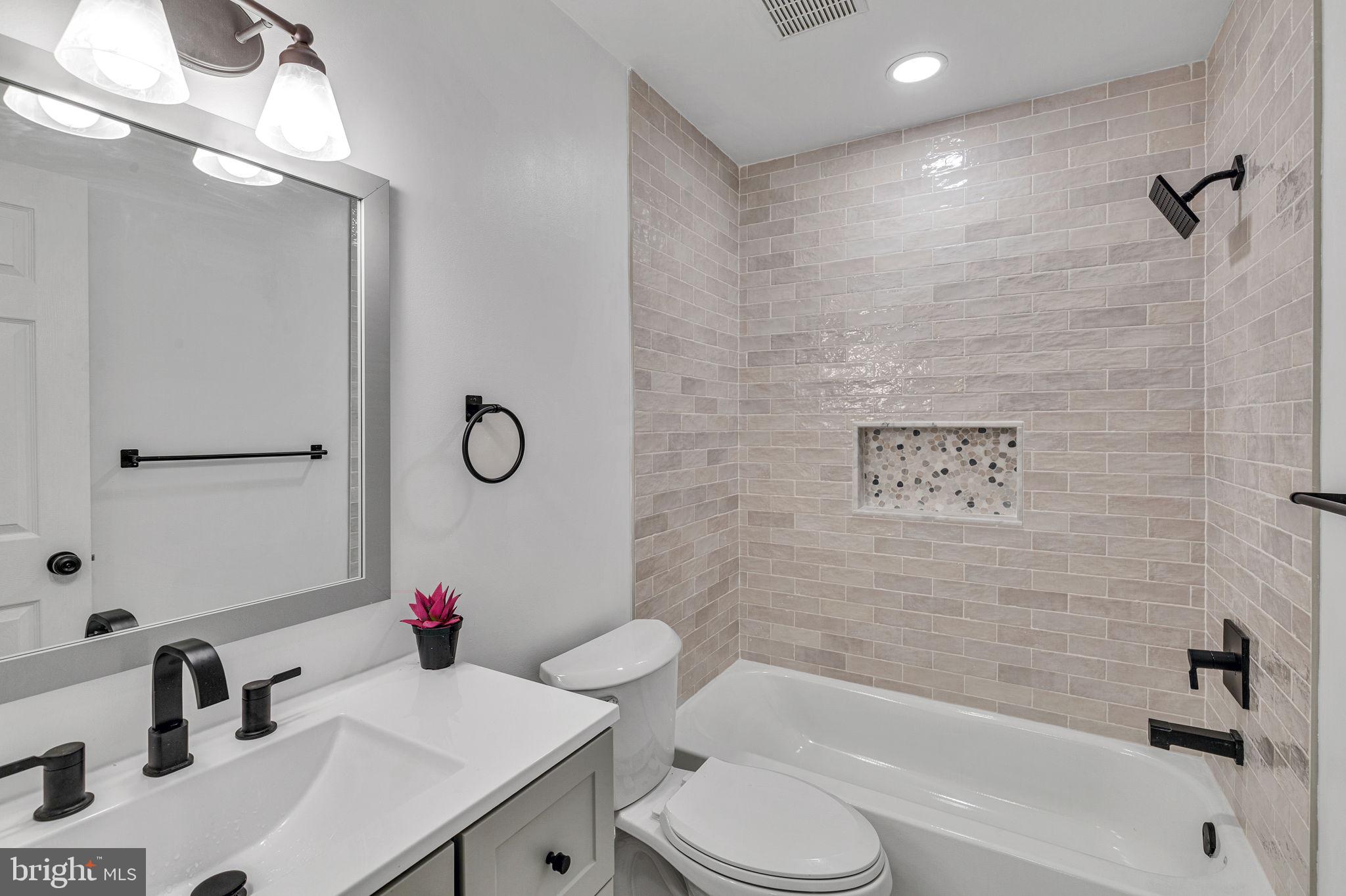 WATERS HOUSE - Residential