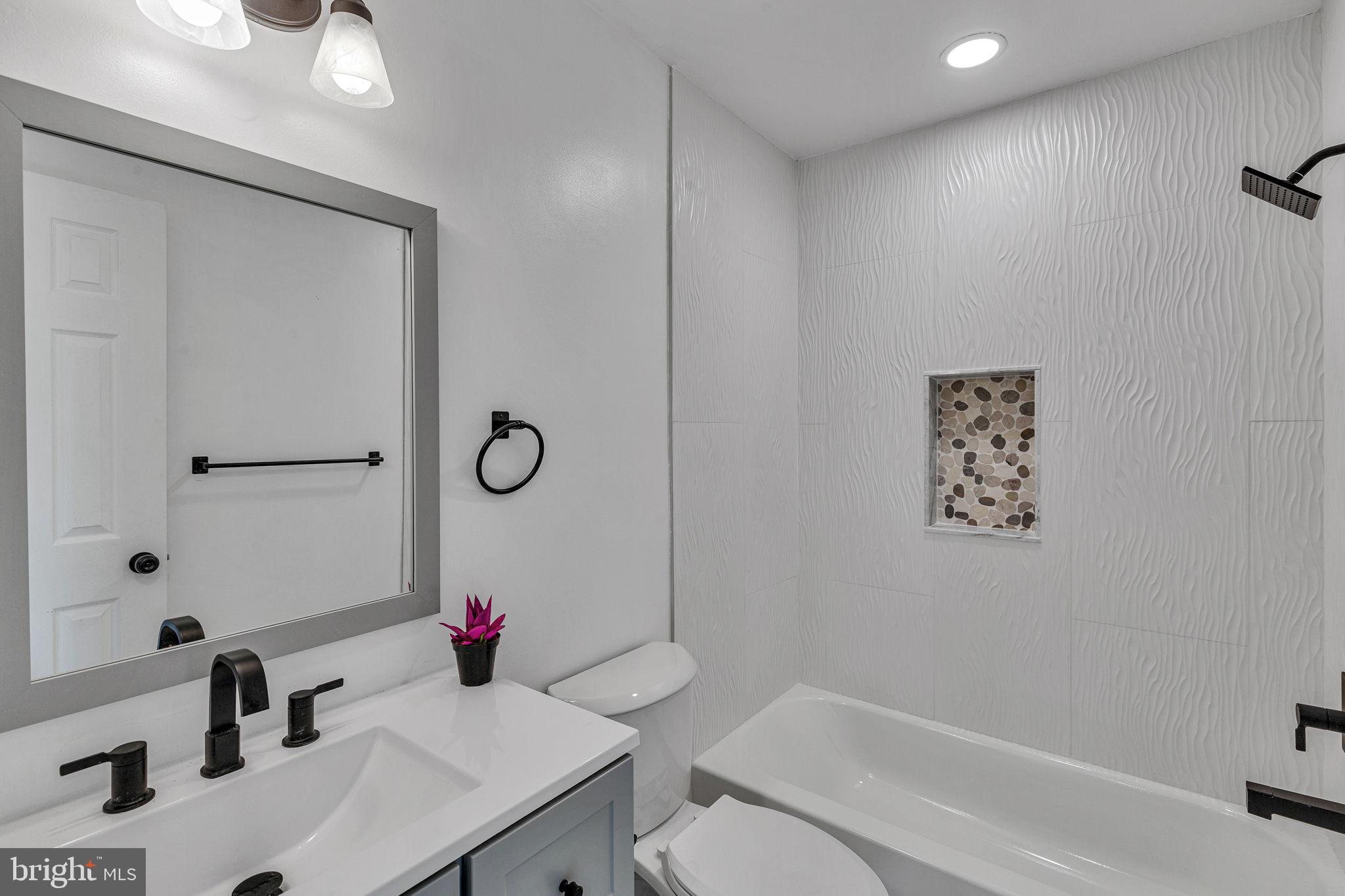 WATERS HOUSE - Residential