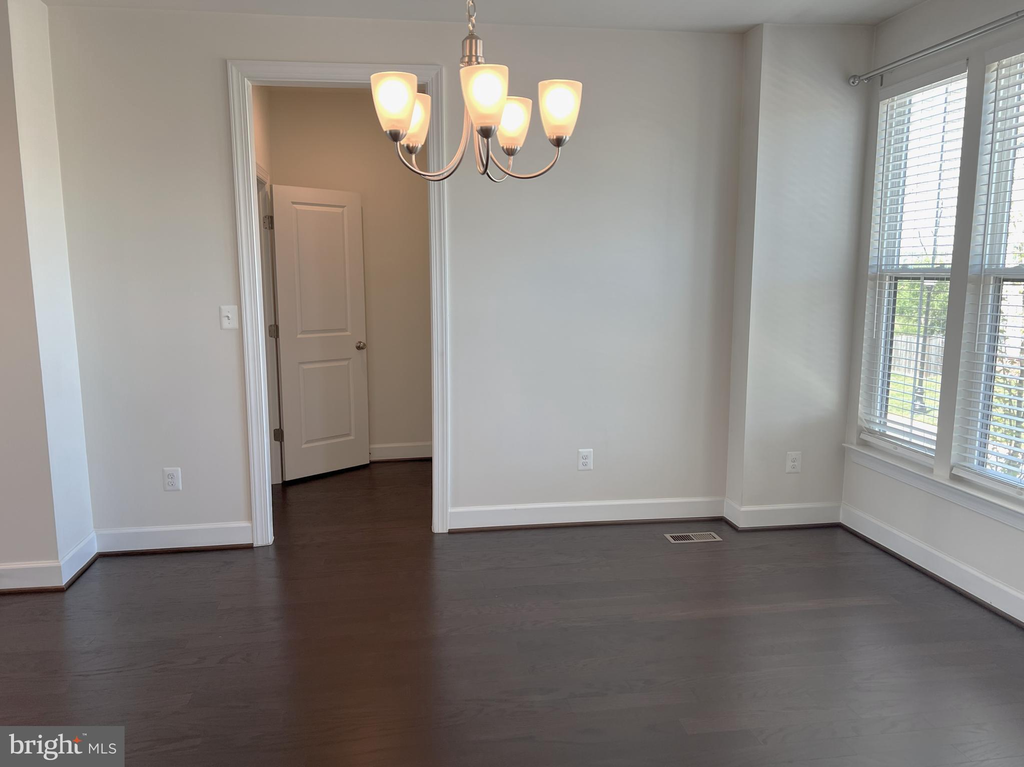 EVERMONT TRACE - Residential Lease