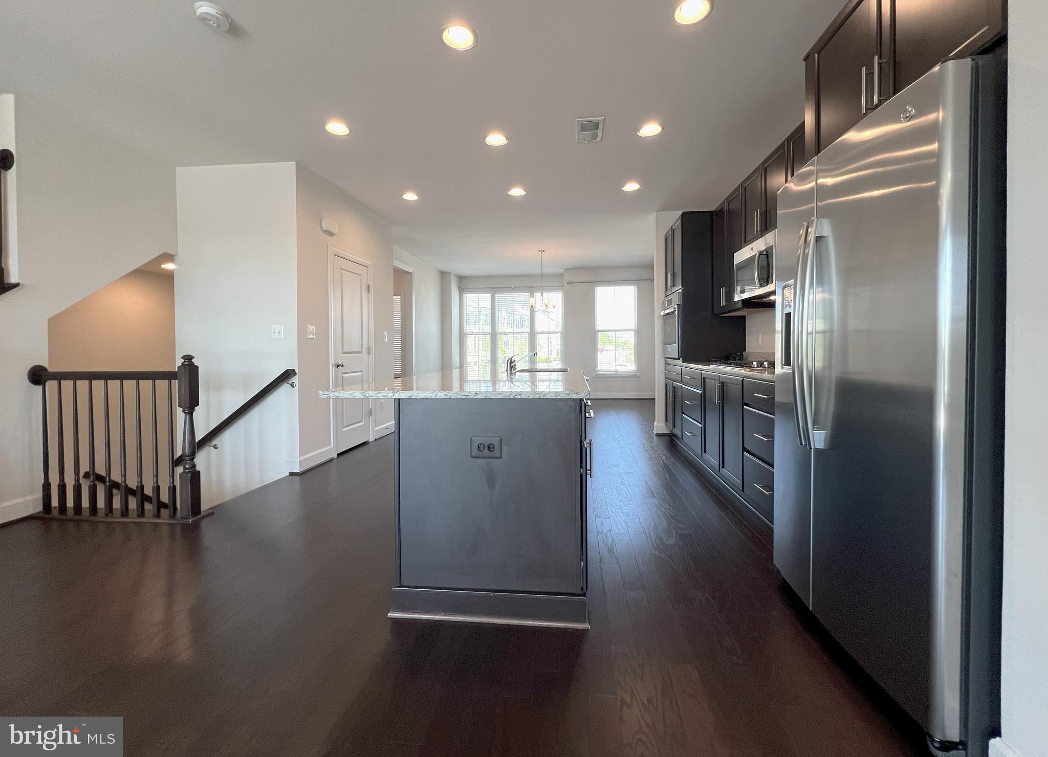 EVERMONT TRACE - Residential Lease