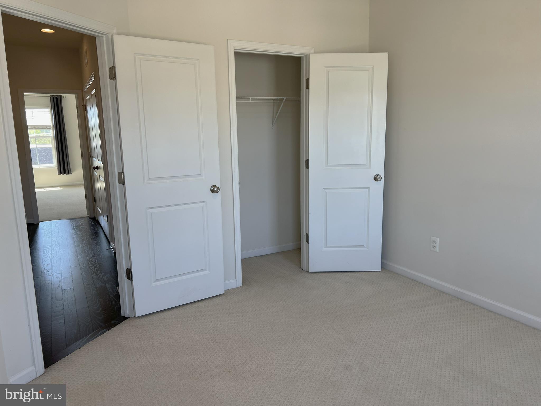 EVERMONT TRACE - Residential Lease