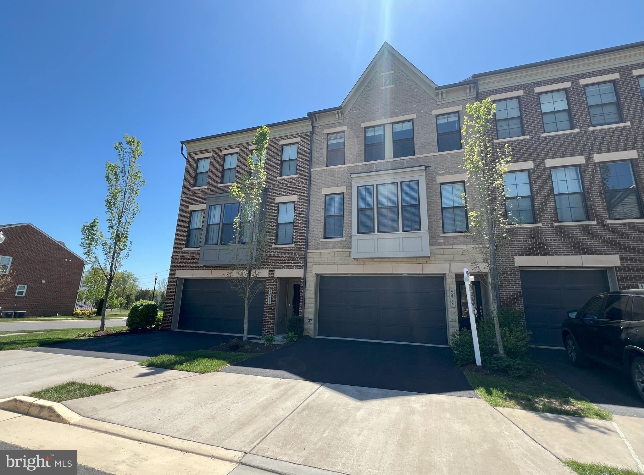 EVERMONT TRACE - Residential Lease