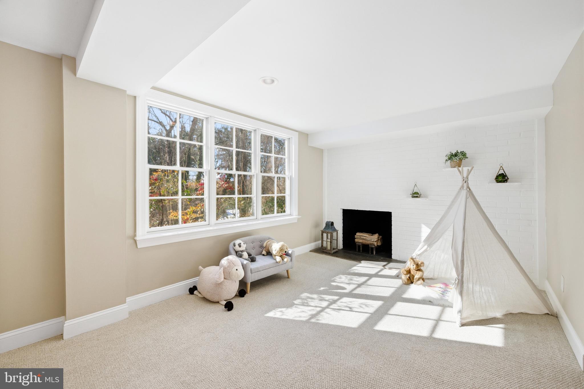 BYEFORDE - Residential