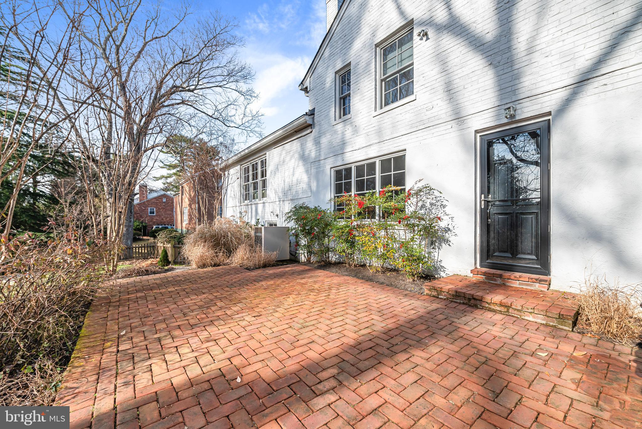 BYEFORDE - Residential