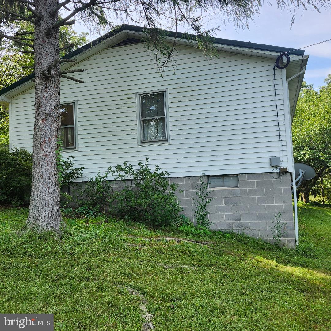 2445 BEAR WALLOW HOLLOW ROAD