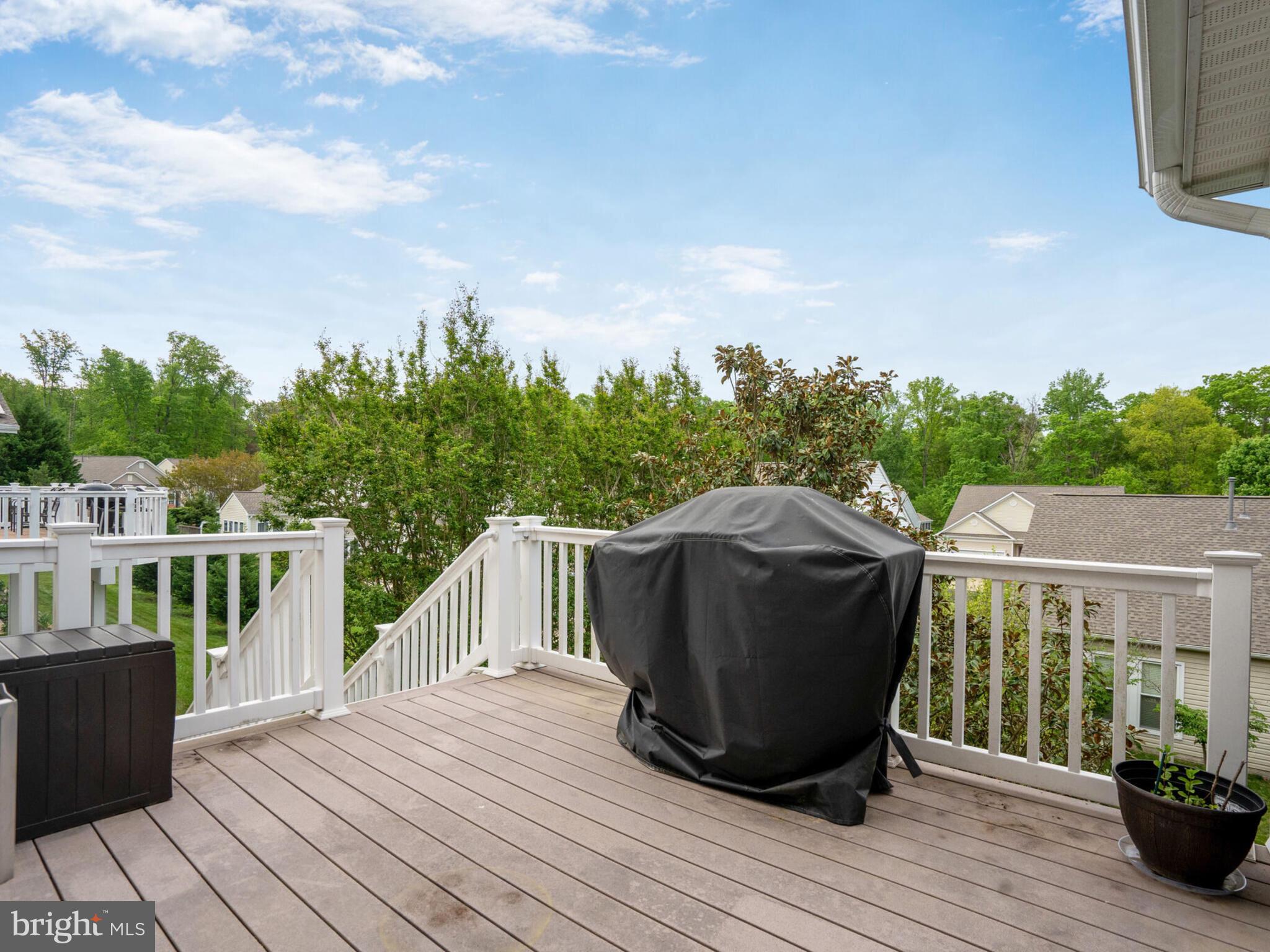 FALLS RUN - Residential