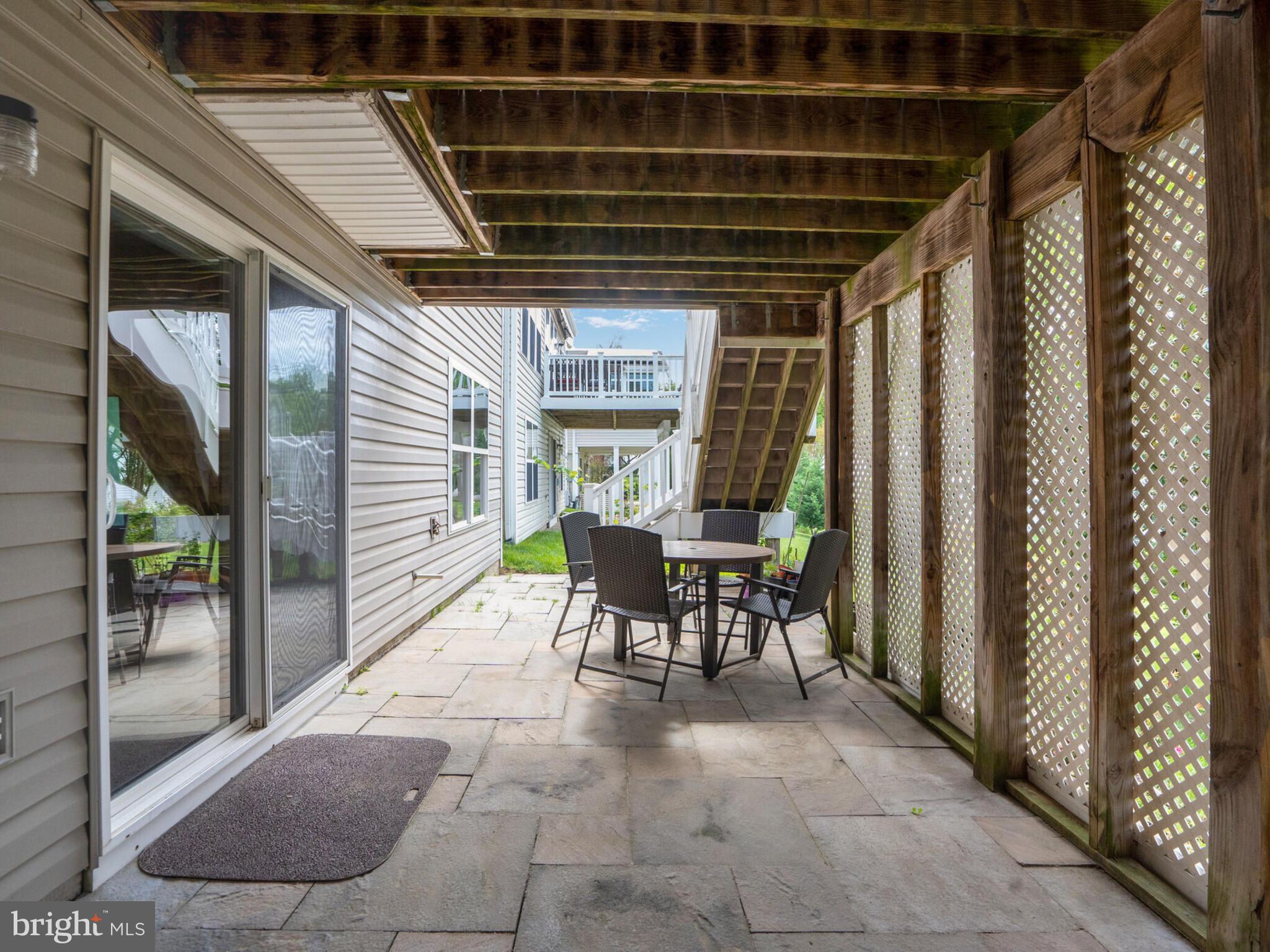 FALLS RUN - Residential