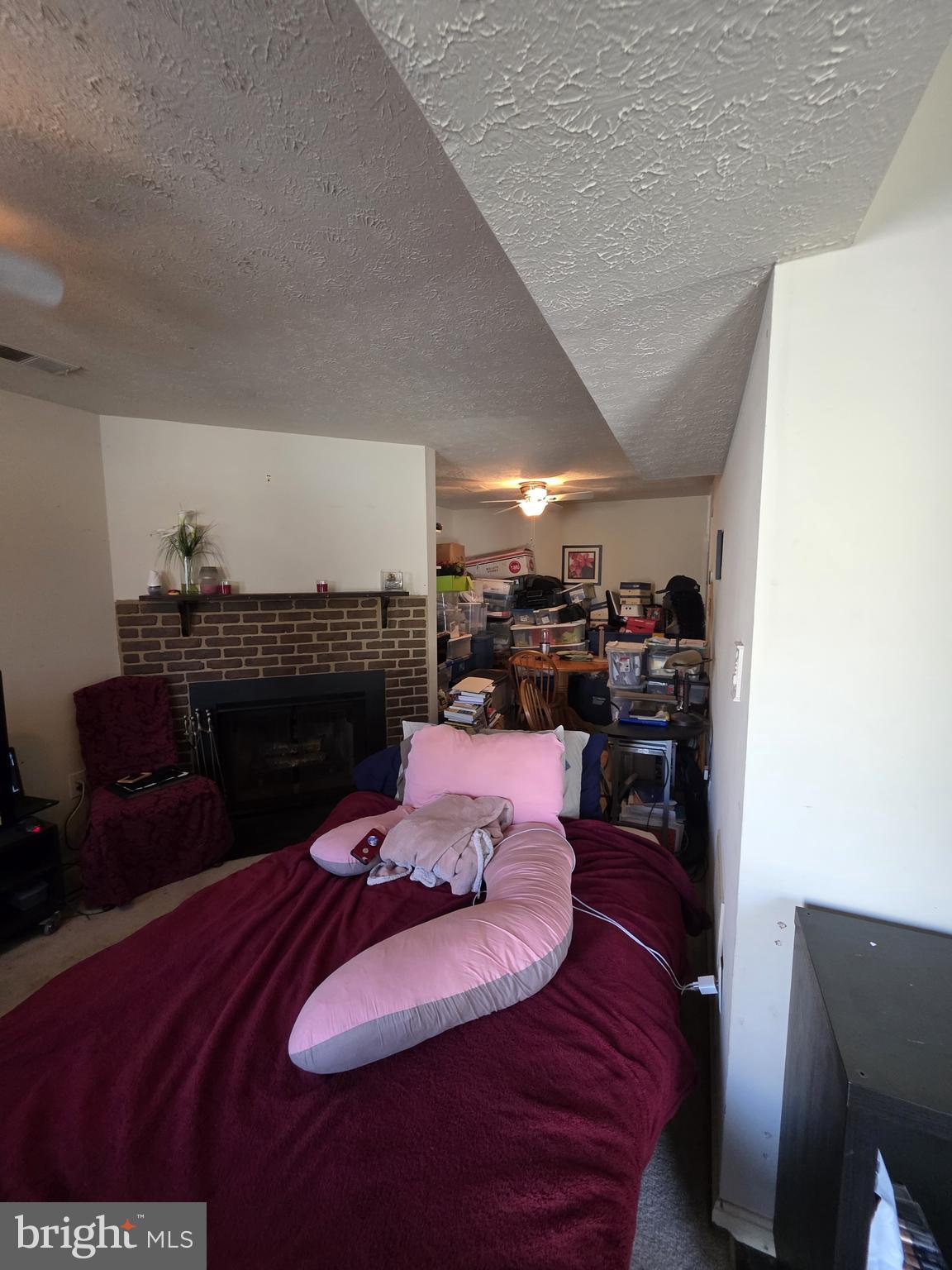 7103 SPLIT RAIL LANE