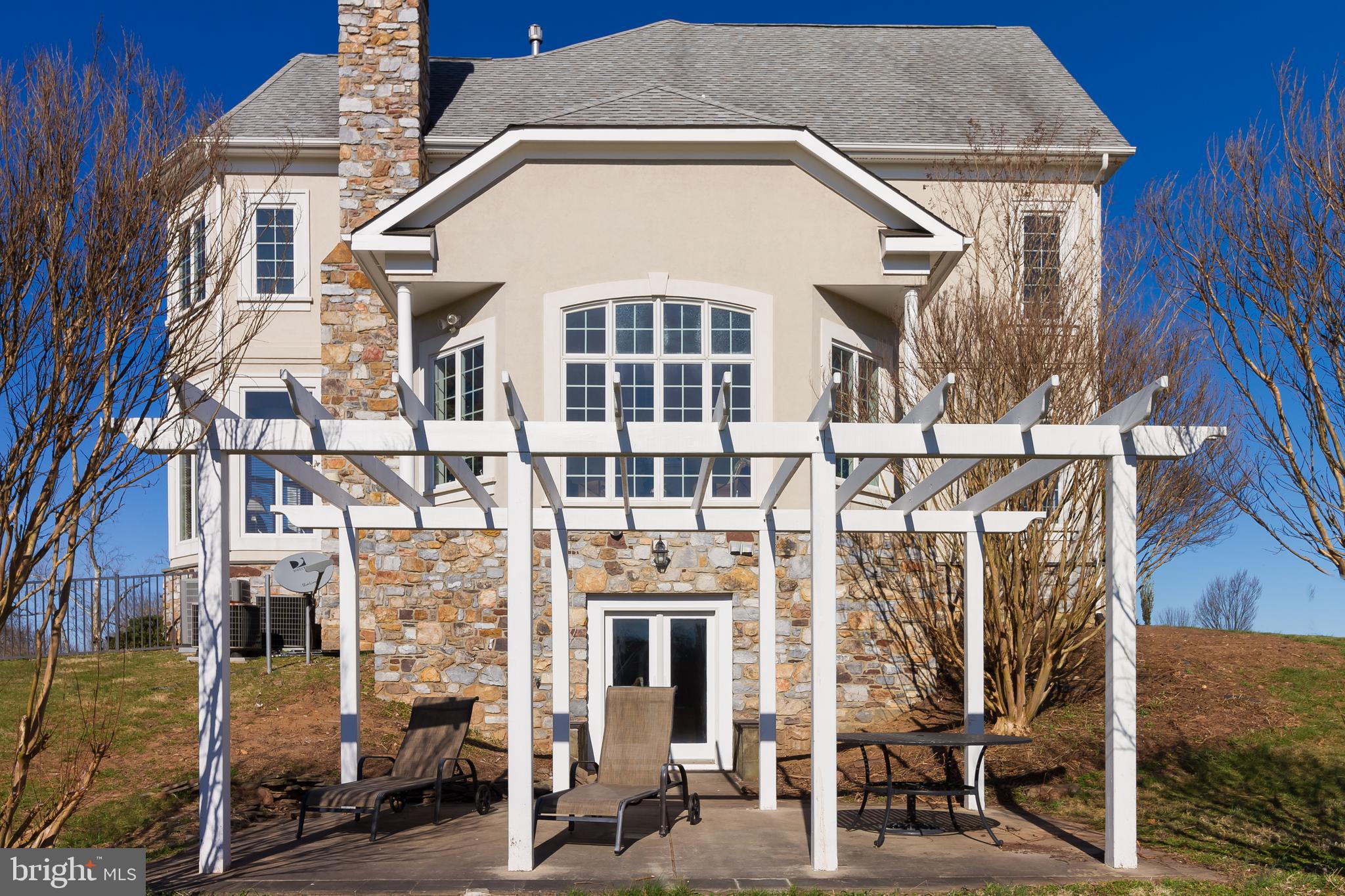 BIG SPRING FARM - Residential