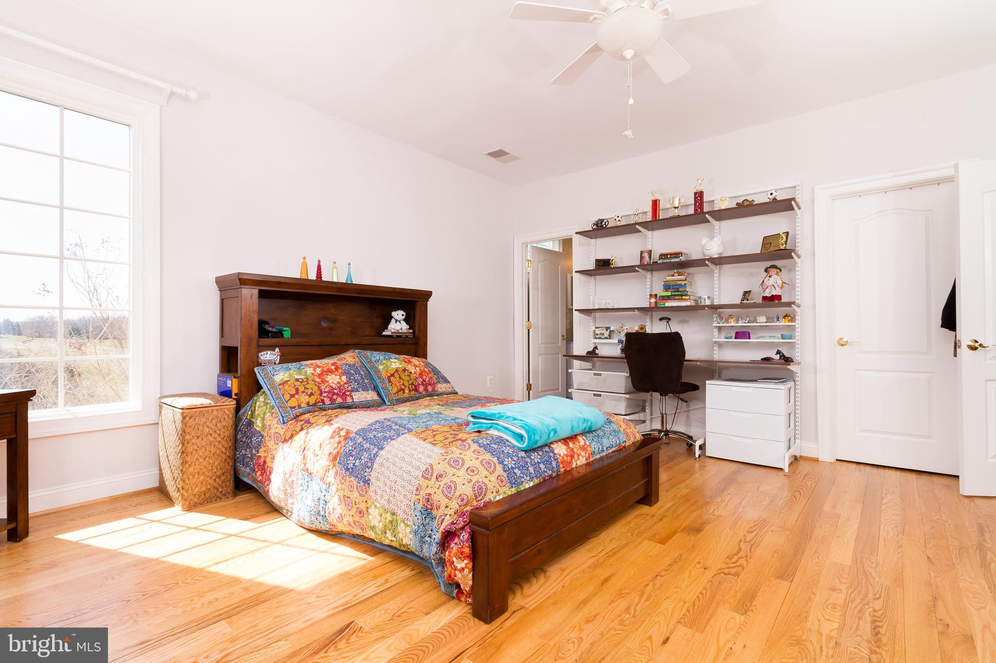 BIG SPRING FARM - Residential