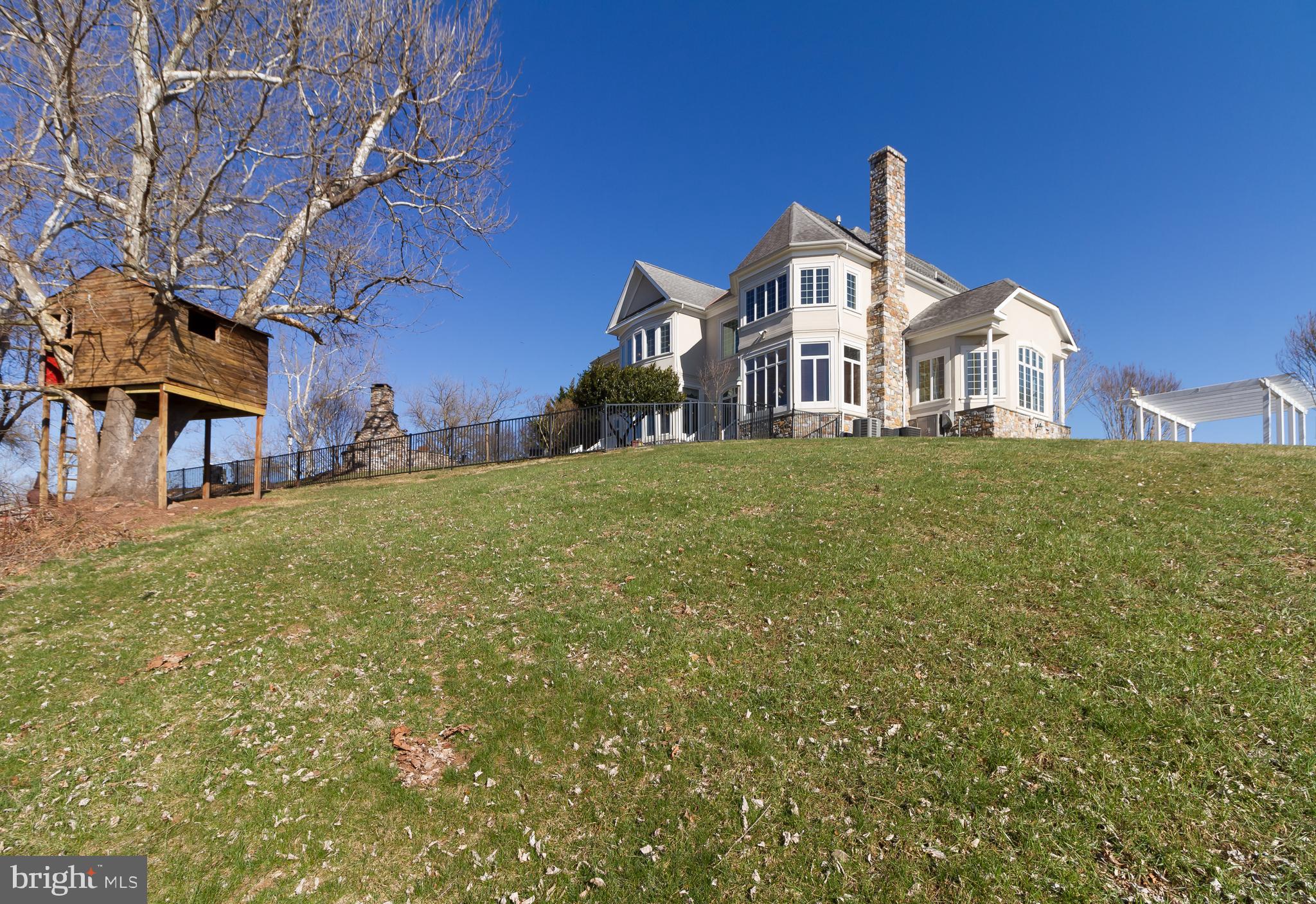 BIG SPRING FARM - Residential