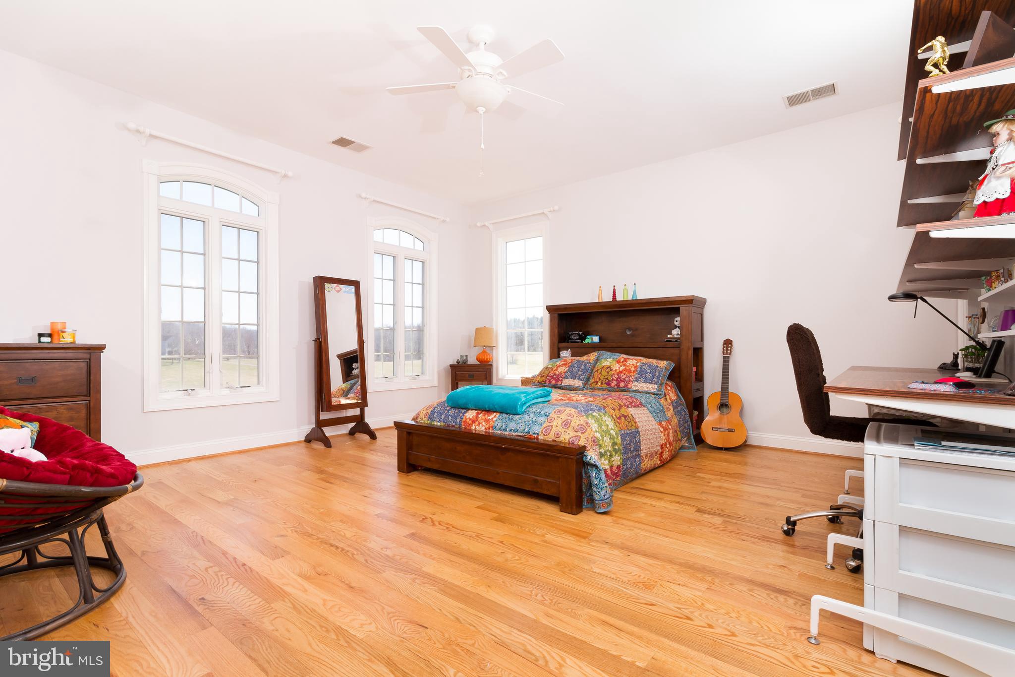 BIG SPRING FARM - Residential