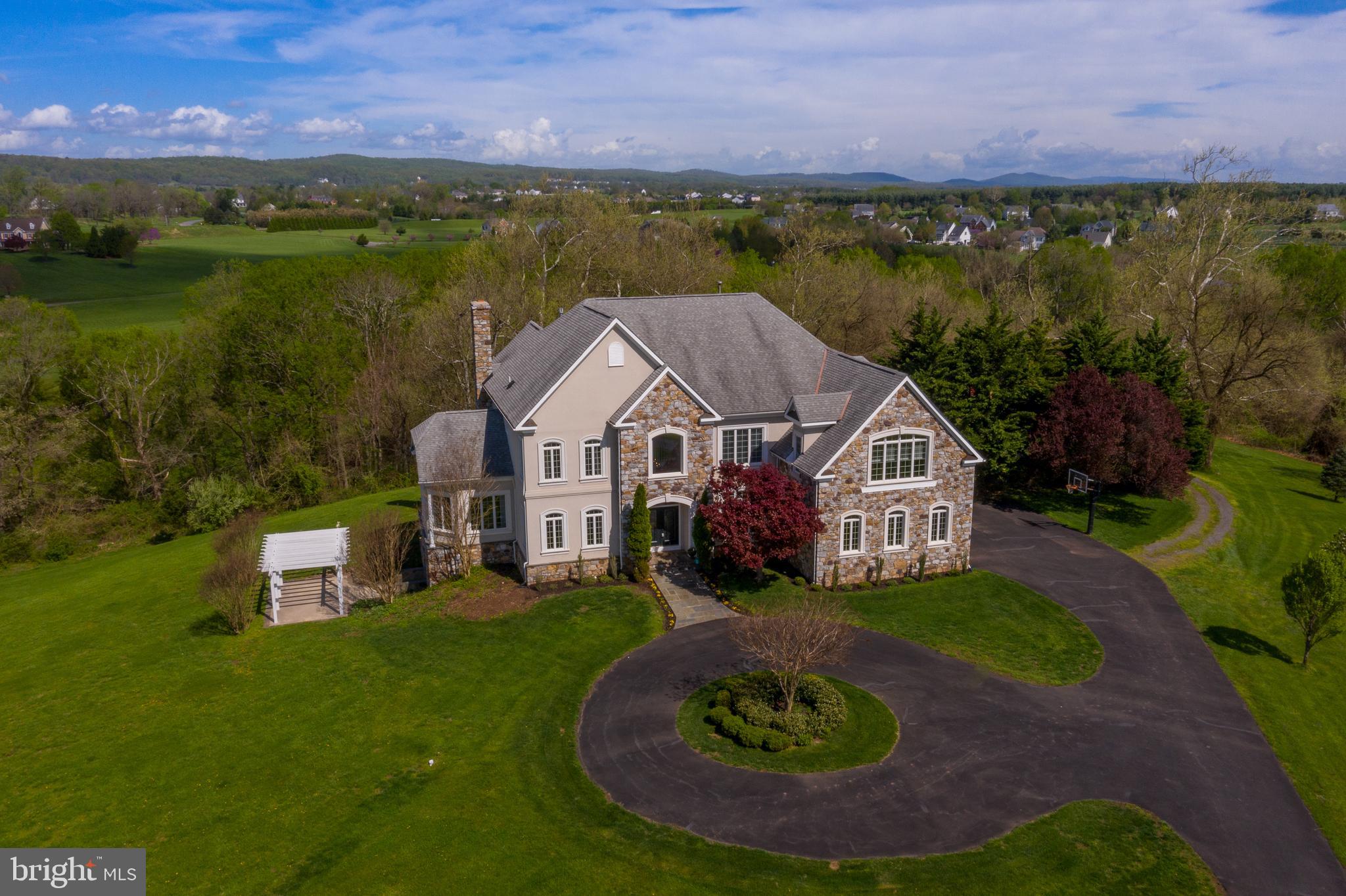 BIG SPRING FARM - Residential