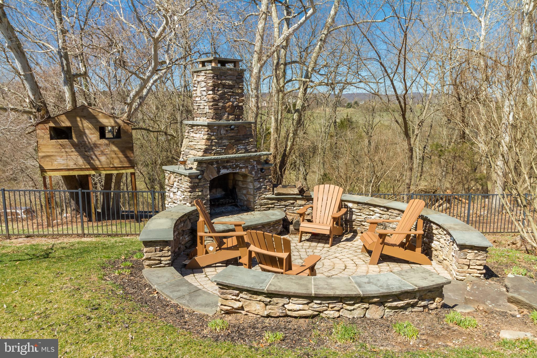 BIG SPRING FARM - Residential