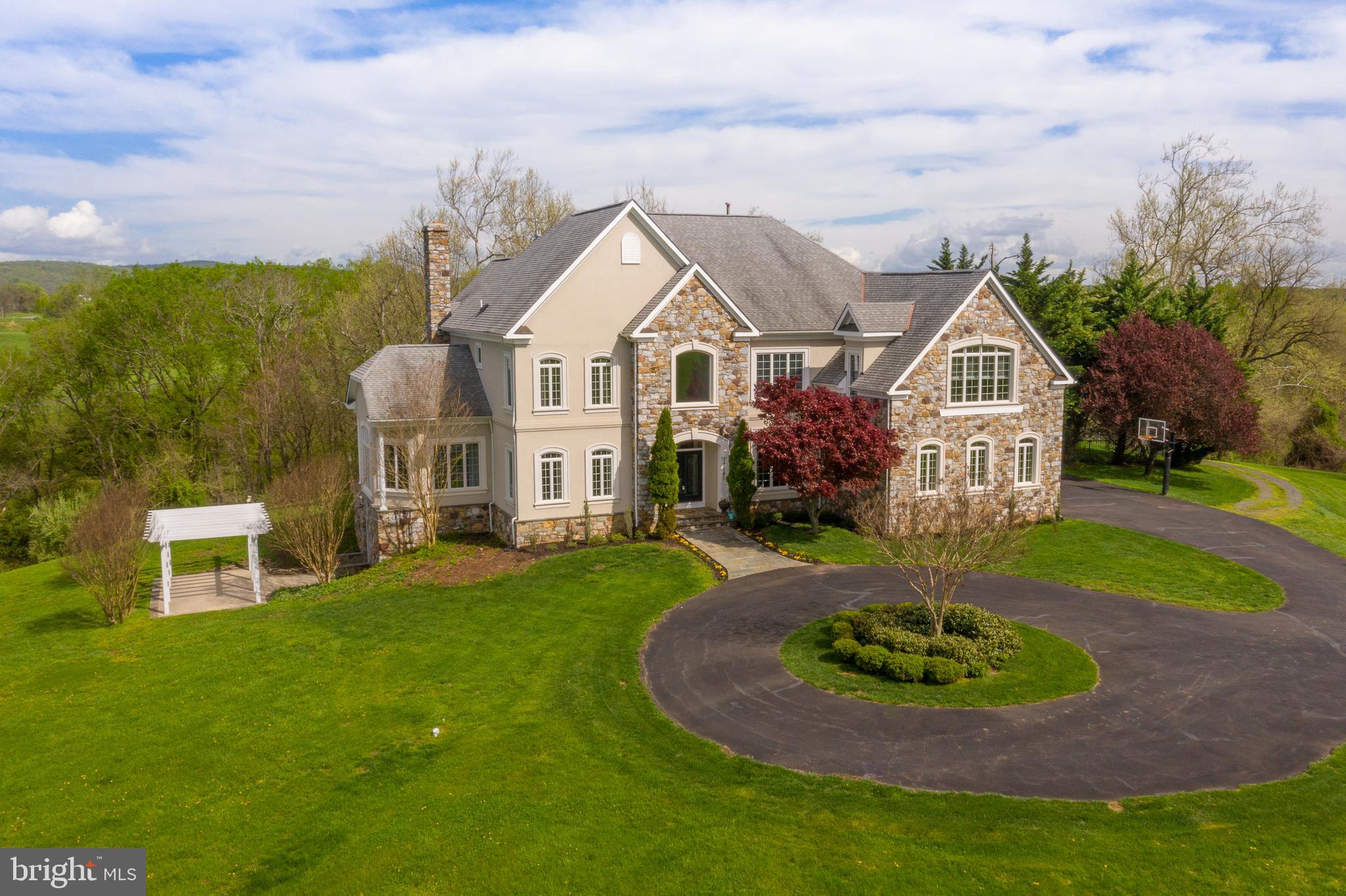 BIG SPRING FARM - Residential