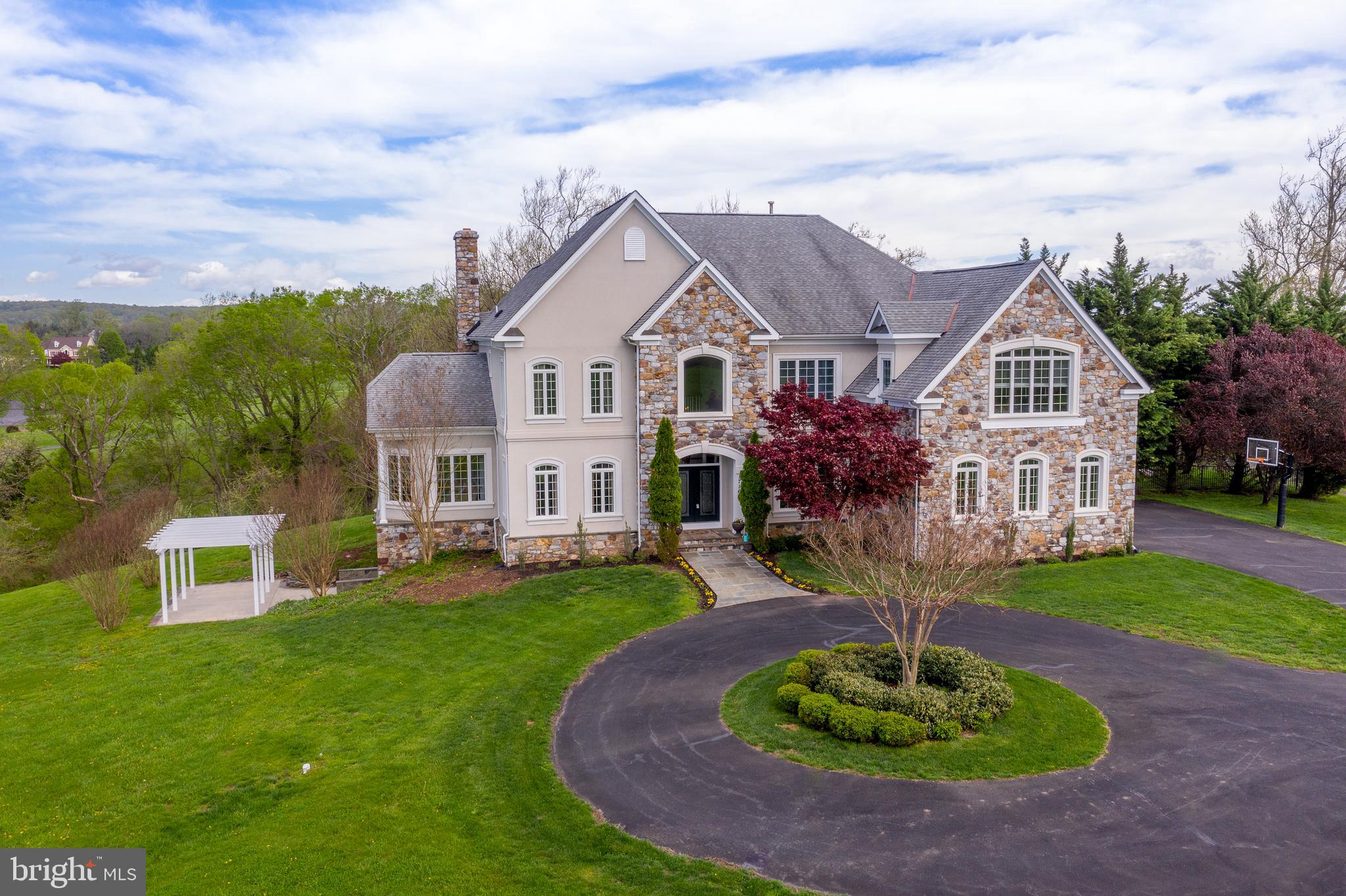 BIG SPRING FARM - Residential