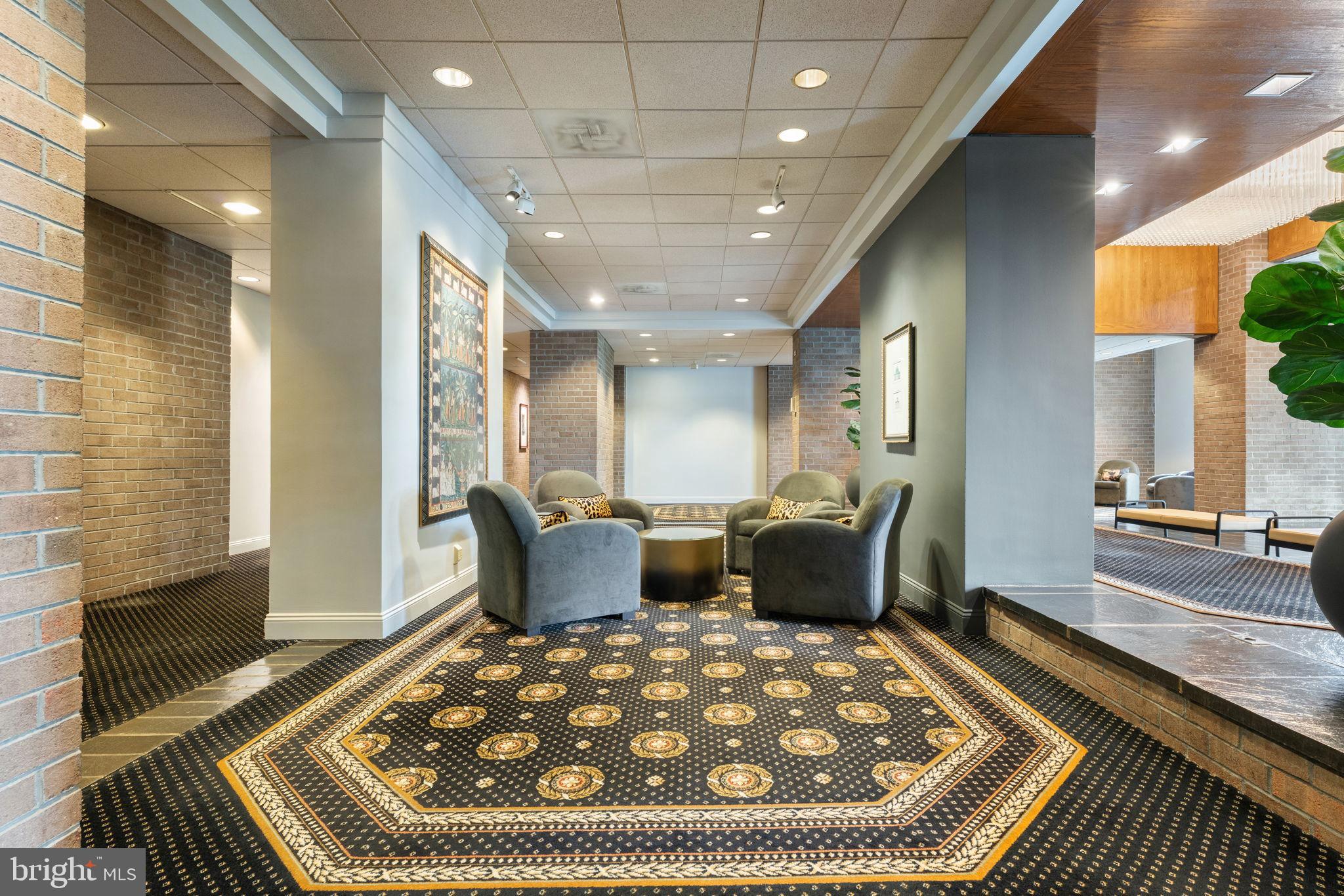 REGENCY AT MCLEAN - Residential Lease