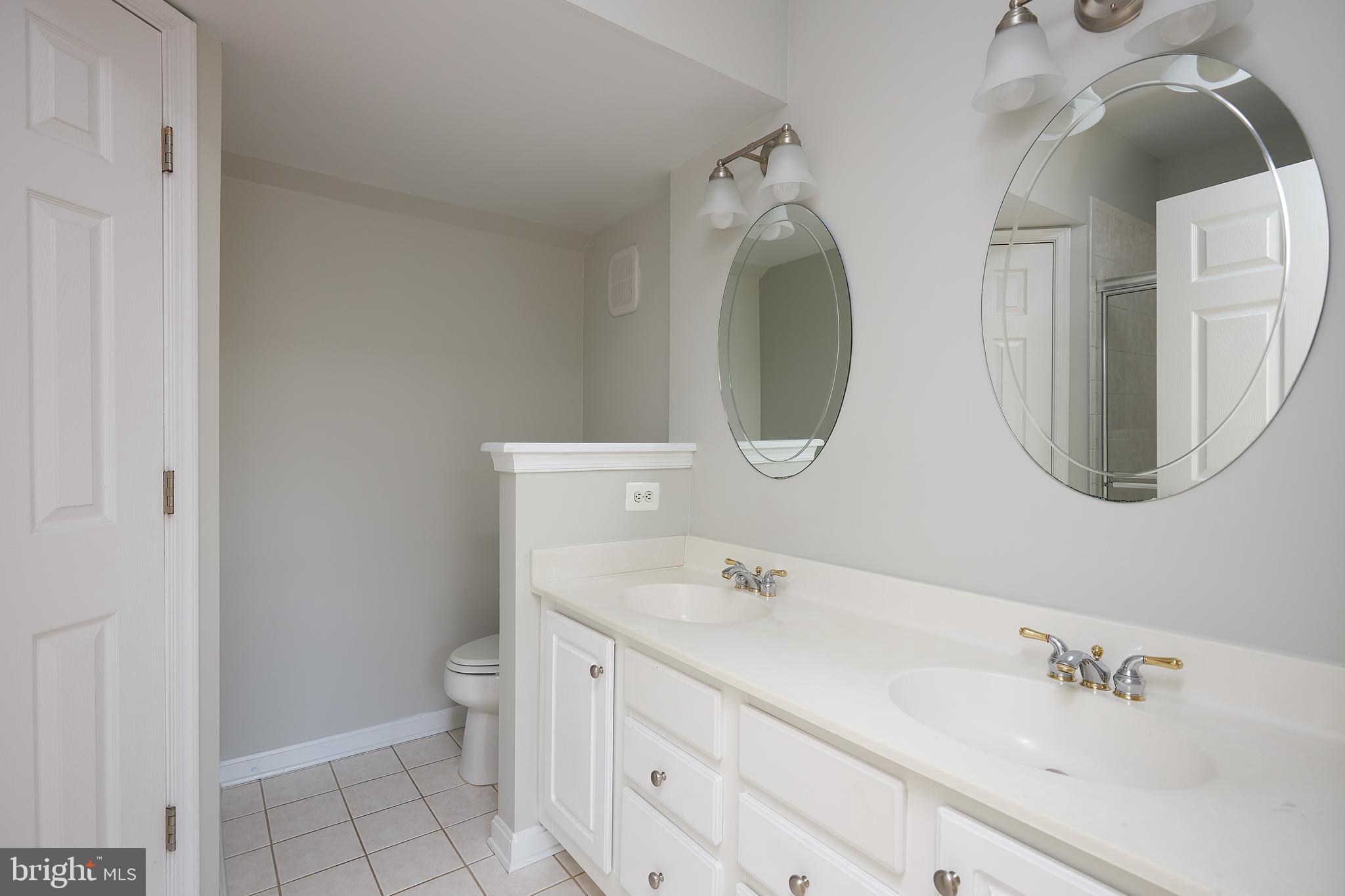 OLD TOWN GREENS - Residential