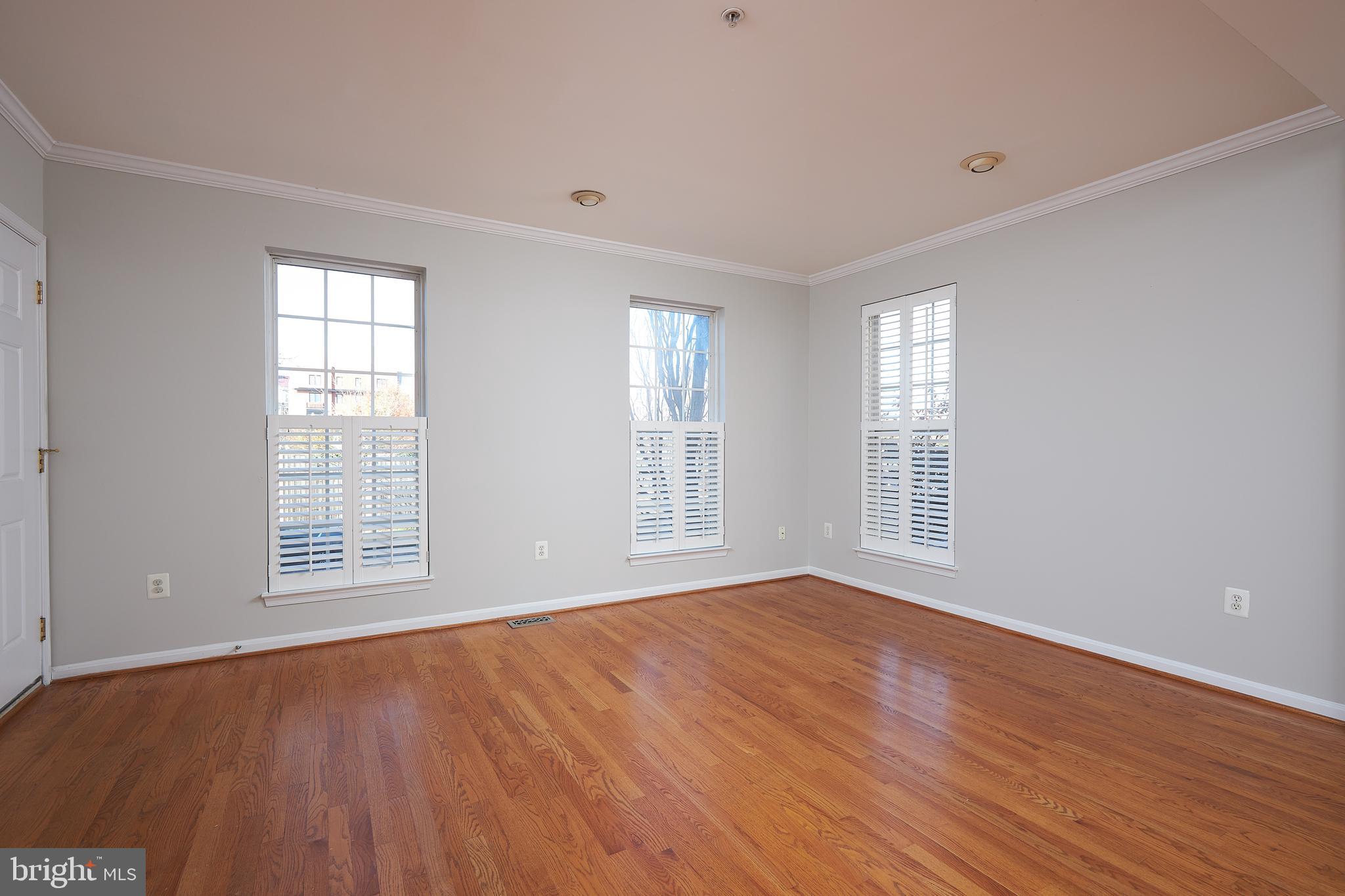 OLD TOWN GREENS - Residential